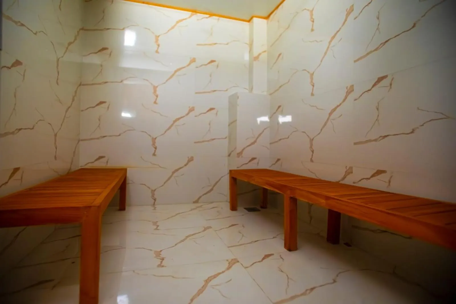 Steam room in The Rich Hotel & Apartments