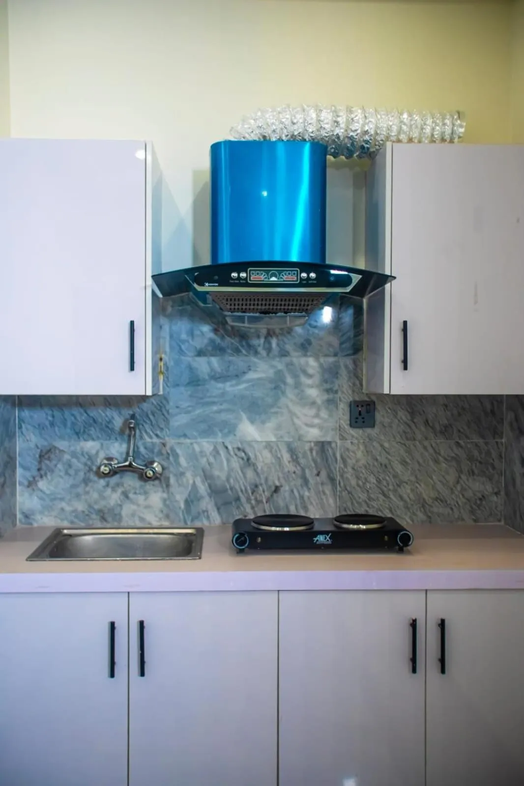 The Rich Hotel & Apartments