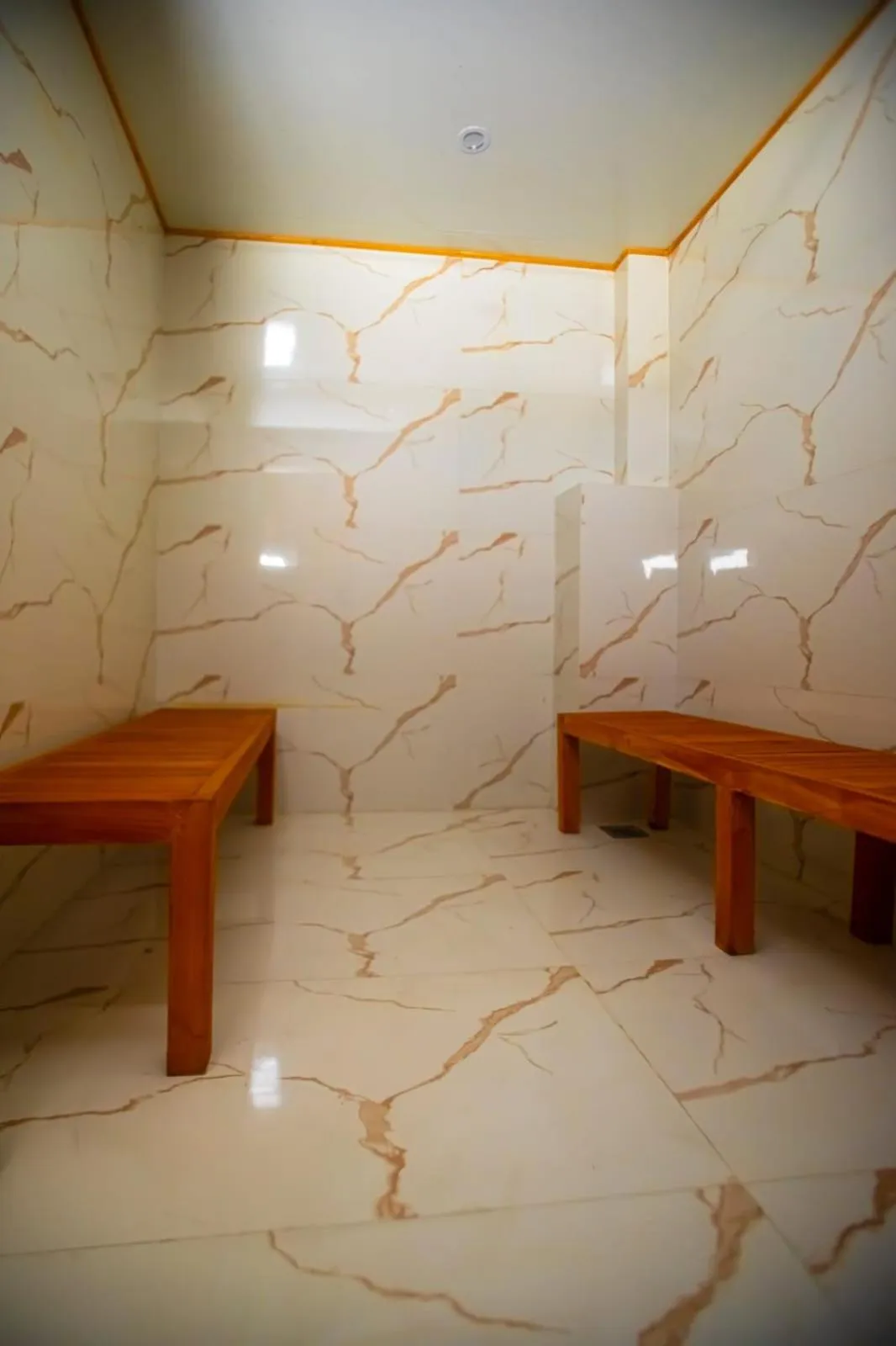 Steam room in The Rich Hotel & Apartments