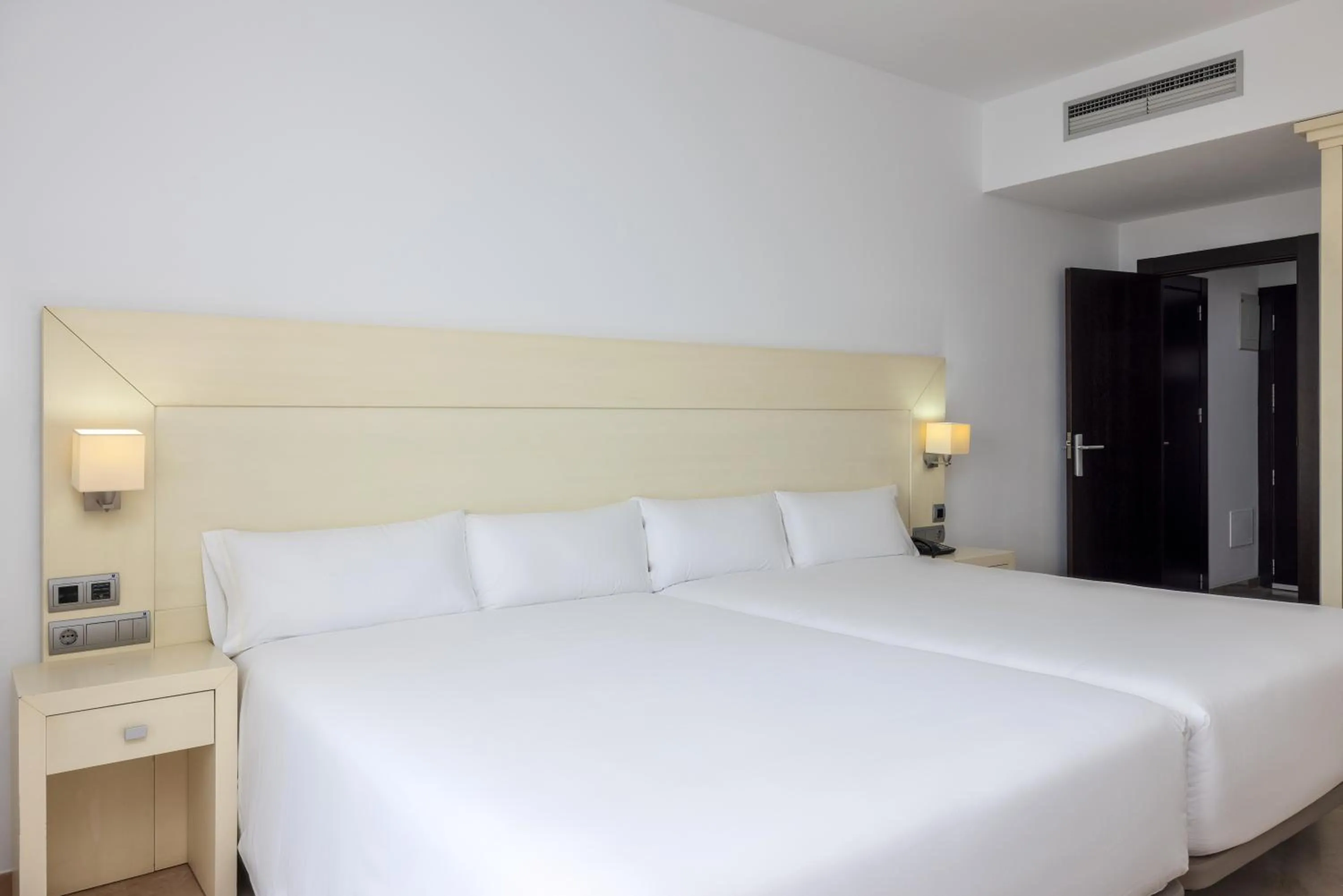 Bed in Senator Águilas