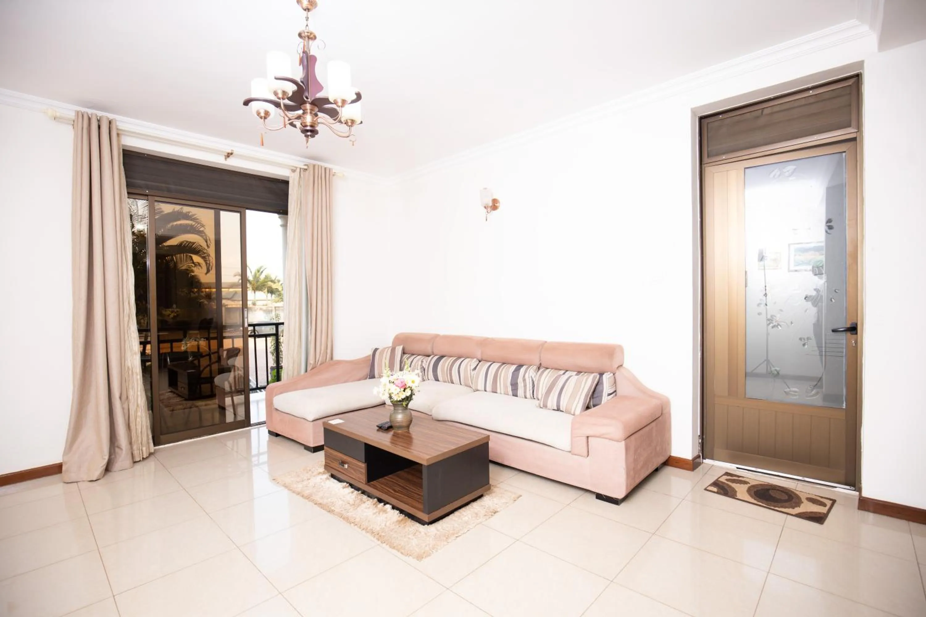 Living room in KAMI LUXURY APARTMENTS