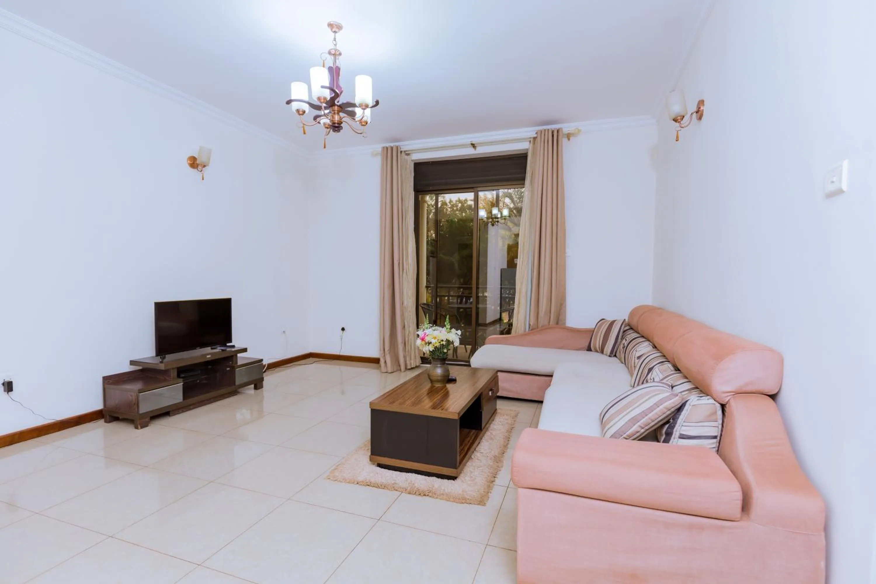 TV and multimedia in KAMI LUXURY APARTMENTS