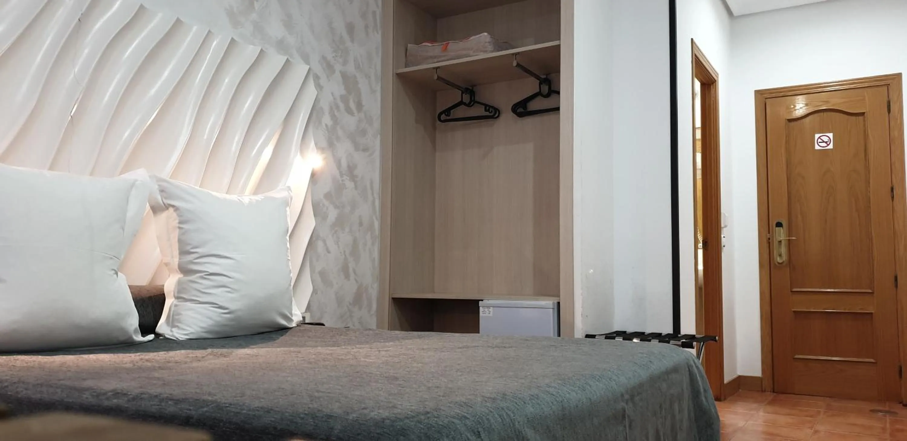 Bed in Hostal Las Fuentes