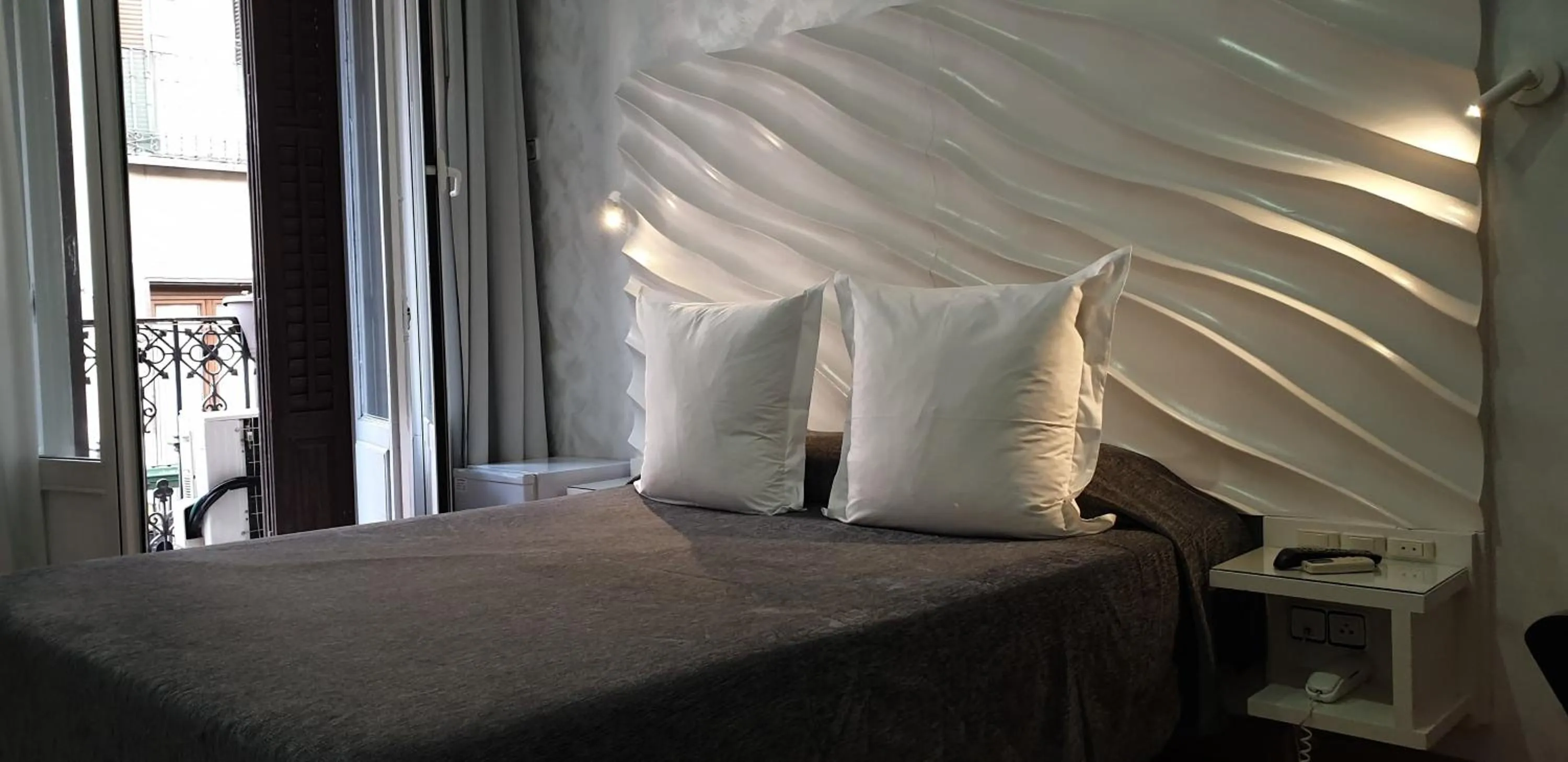 Bed in Hostal Las Fuentes