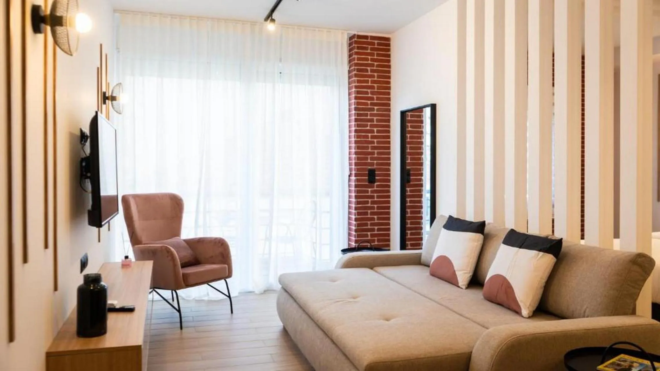 TV and multimedia, Bed in Centro Urban Suites
