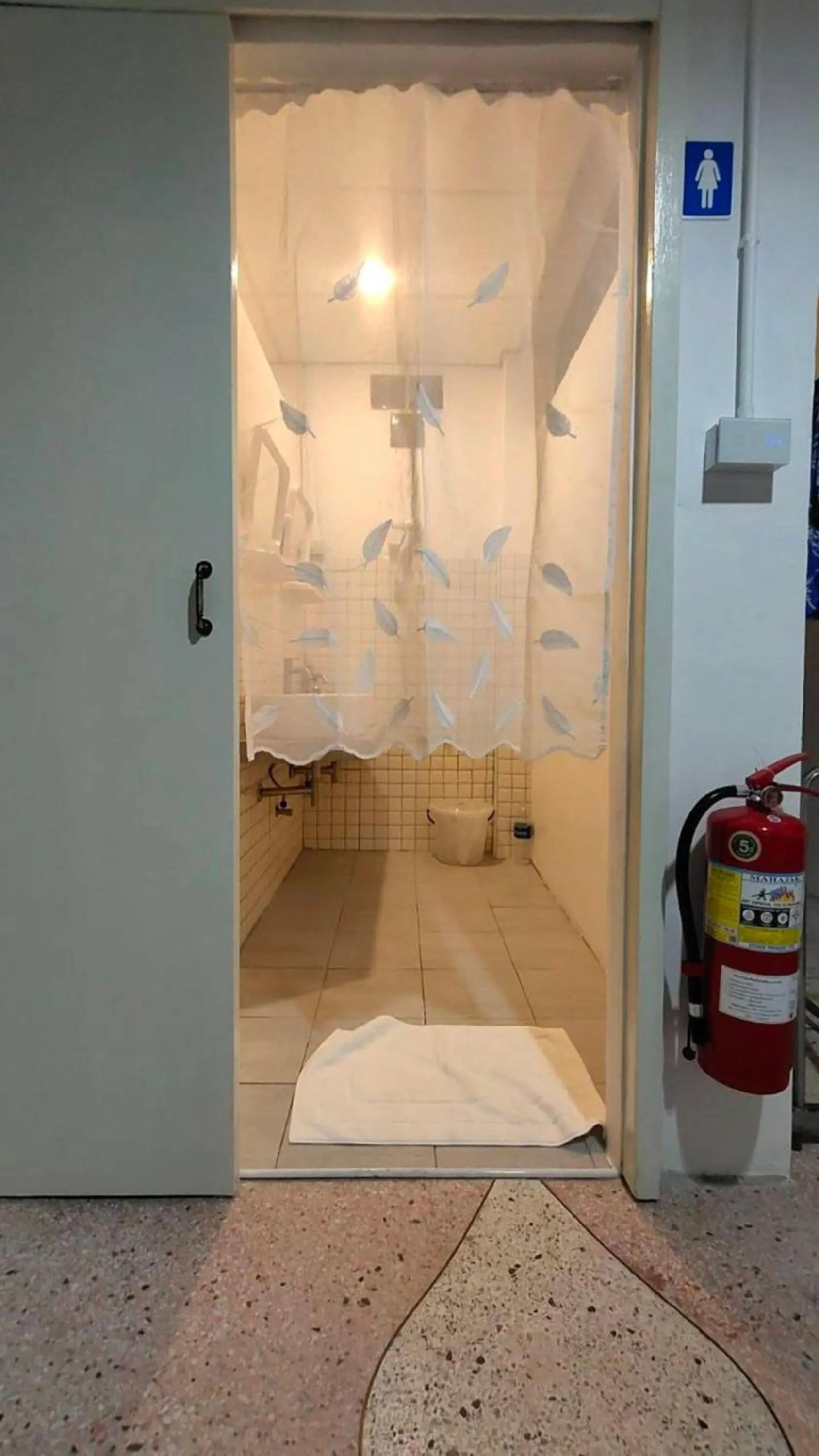 Toilet in Norm Space Hostel NST