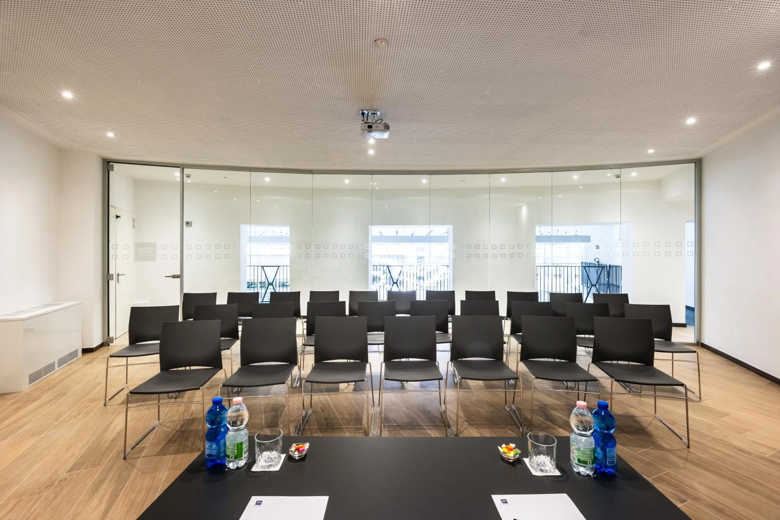 Meeting/conference room in IH Hotels Milano Centrale