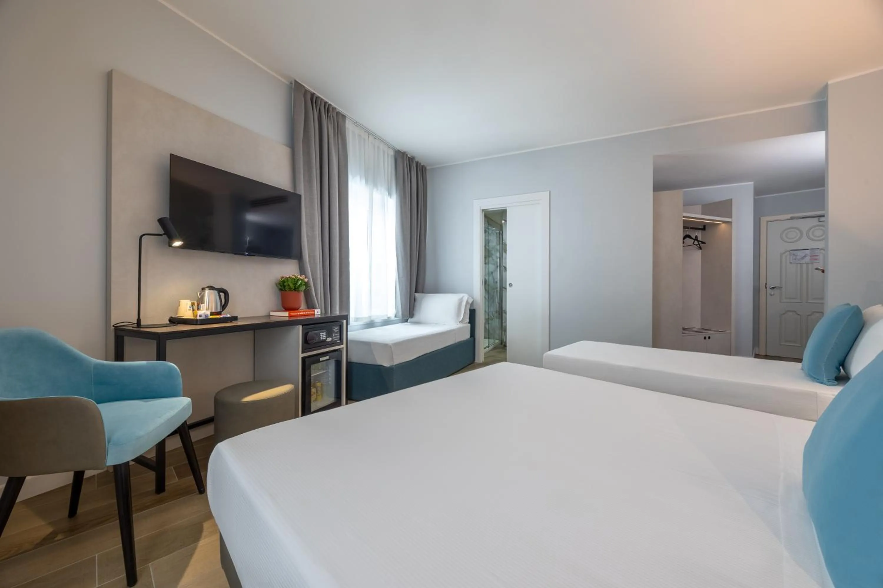 Bedroom, Bed in IH Hotels Milano Centrale