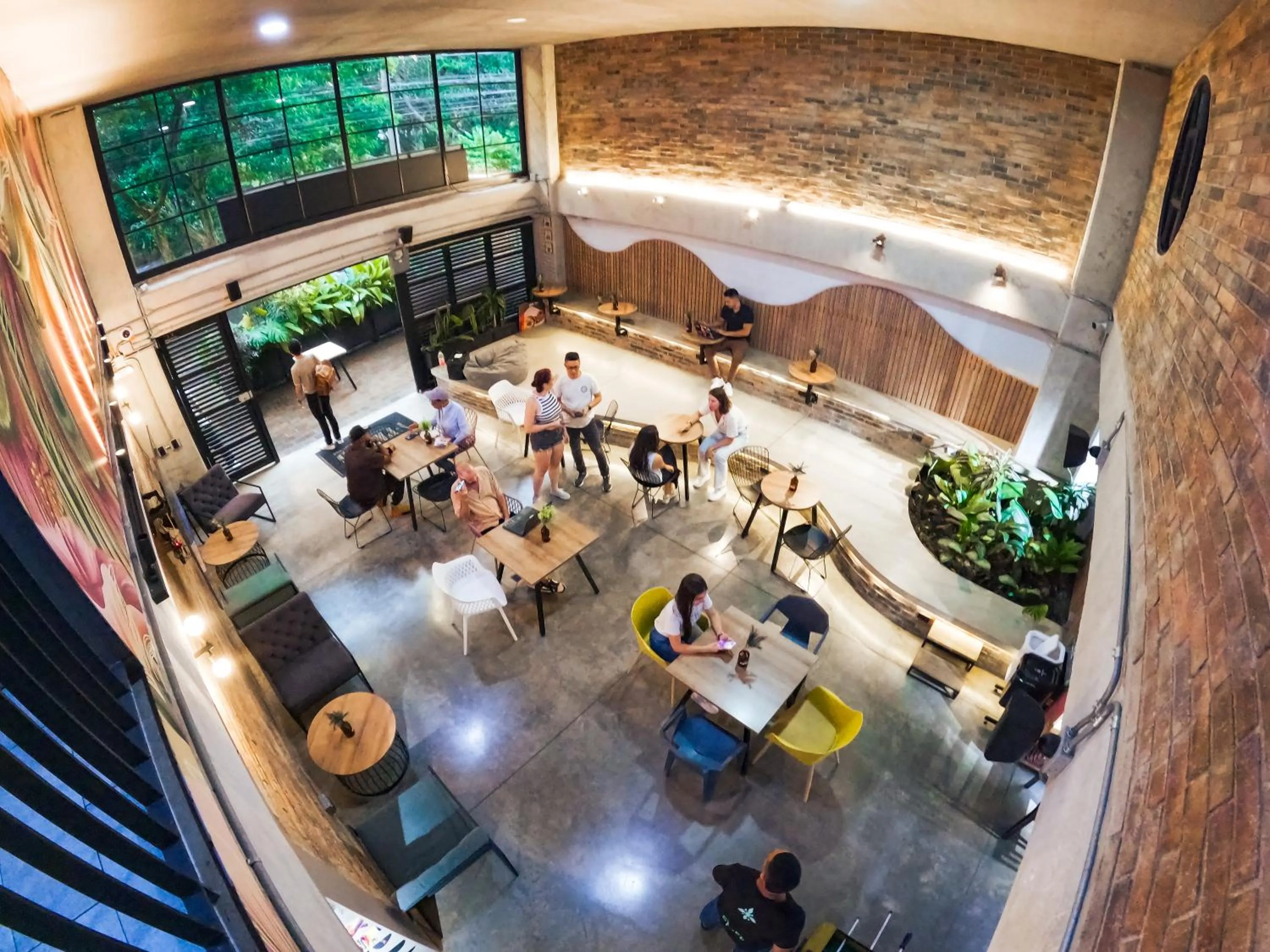 Los Patios Cool Living