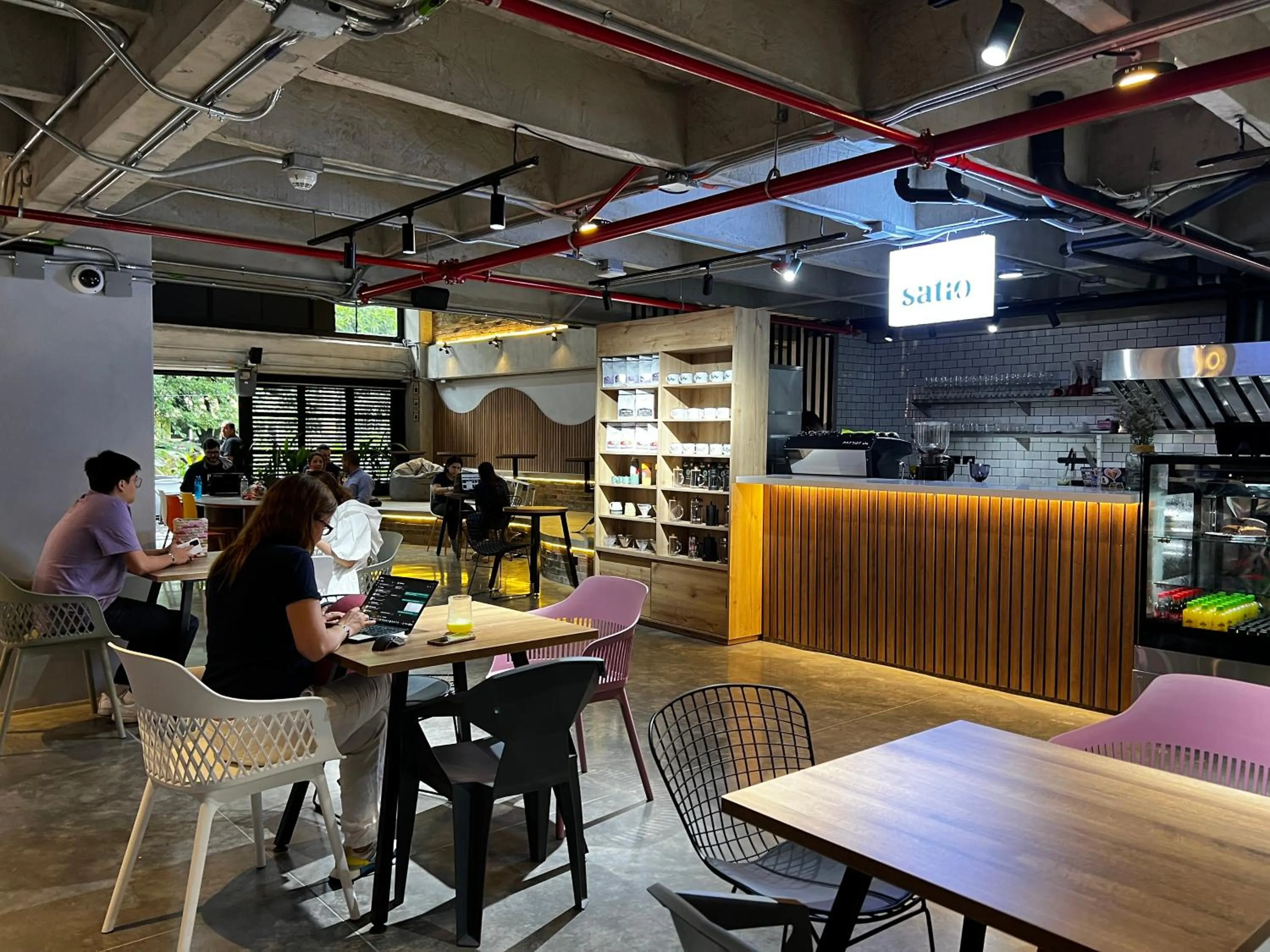 Restaurant/places to eat in Los Patios Cool Living