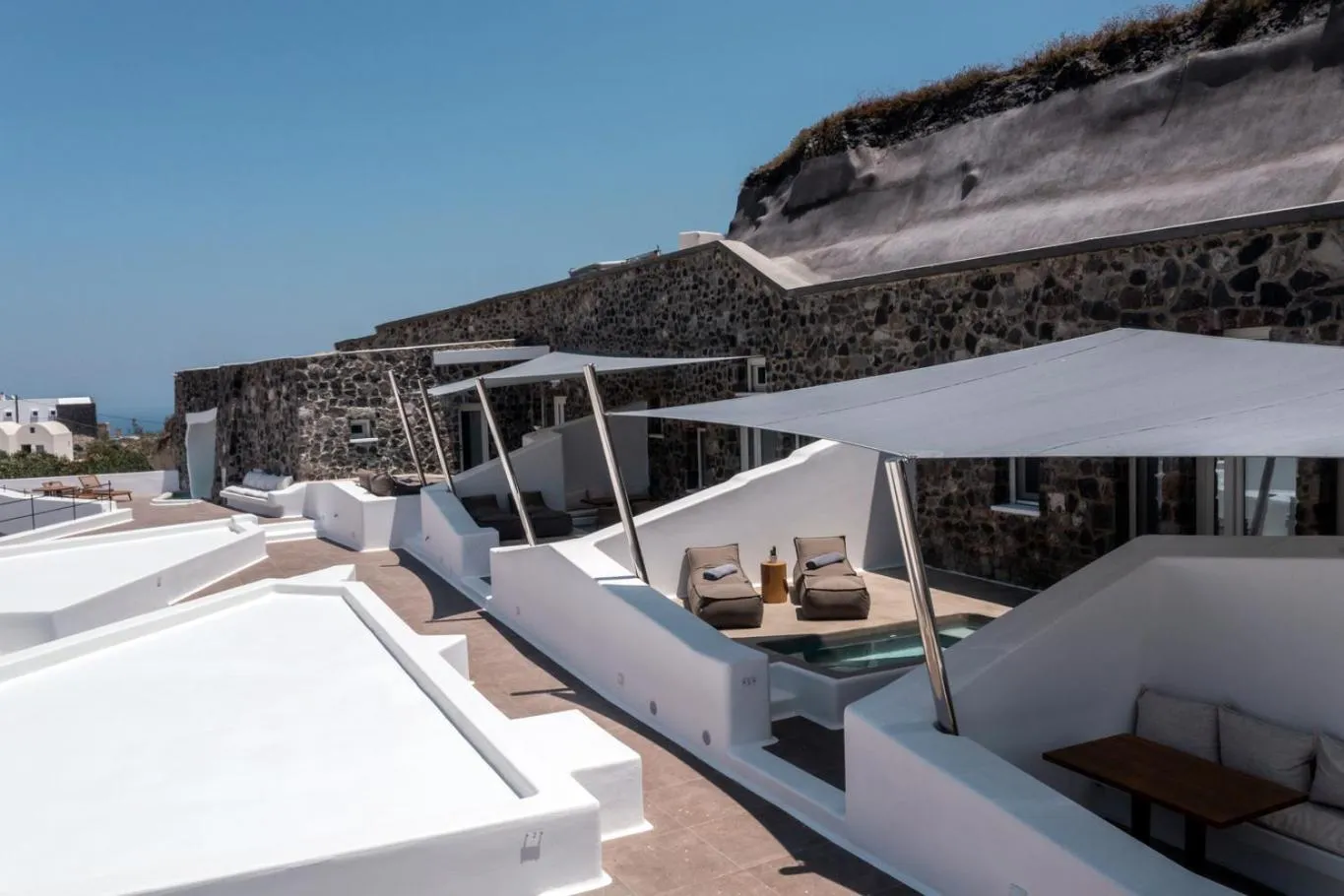 Property building in Victoria Caves