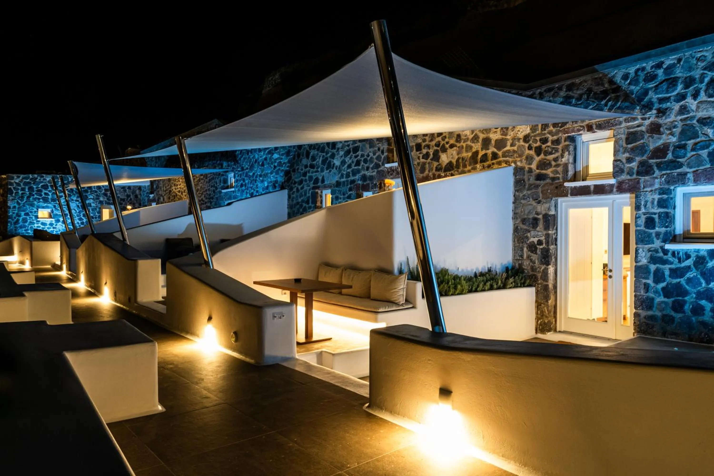 Night in Victoria Caves