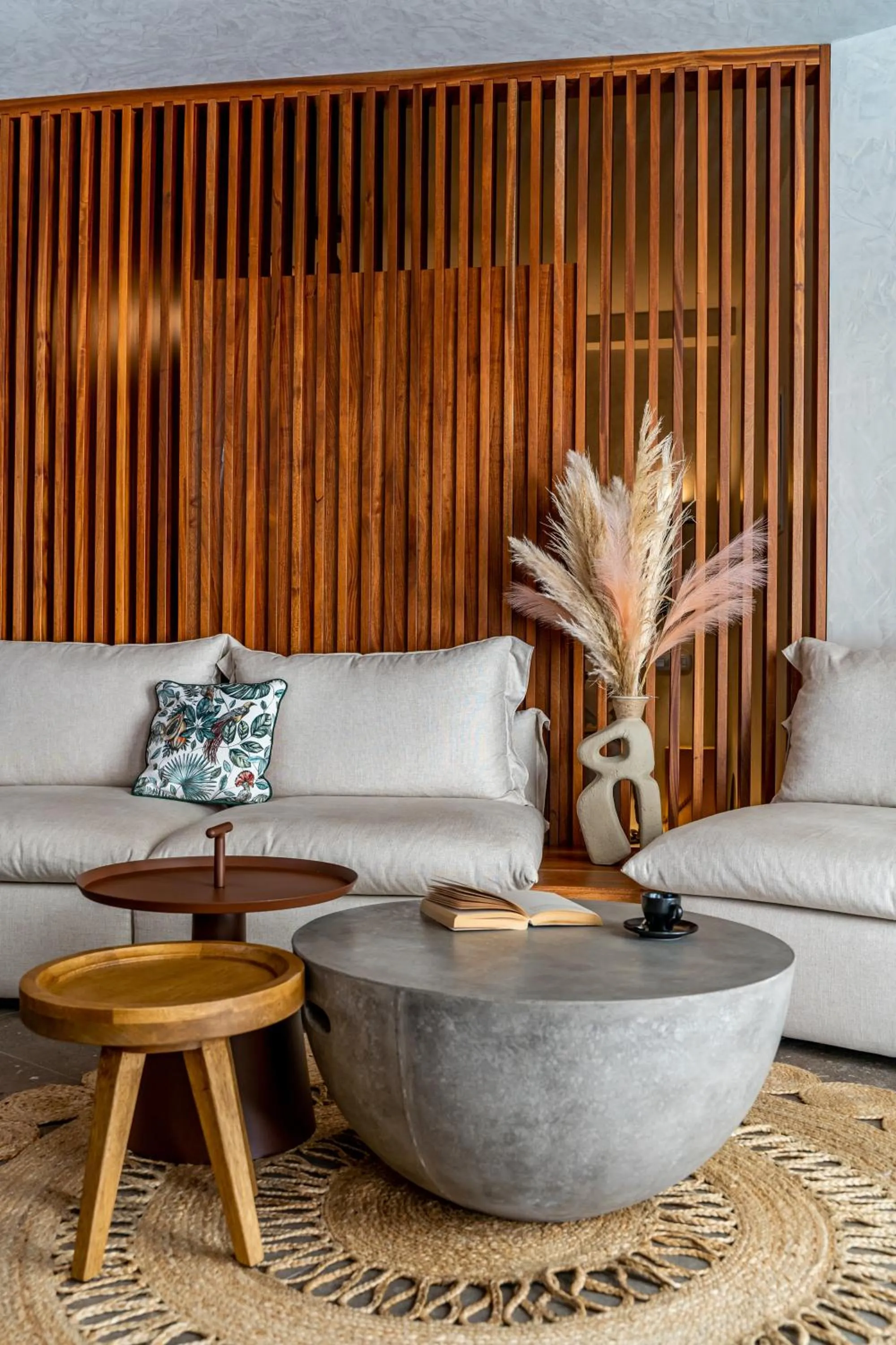 Living room in Victoria Caves