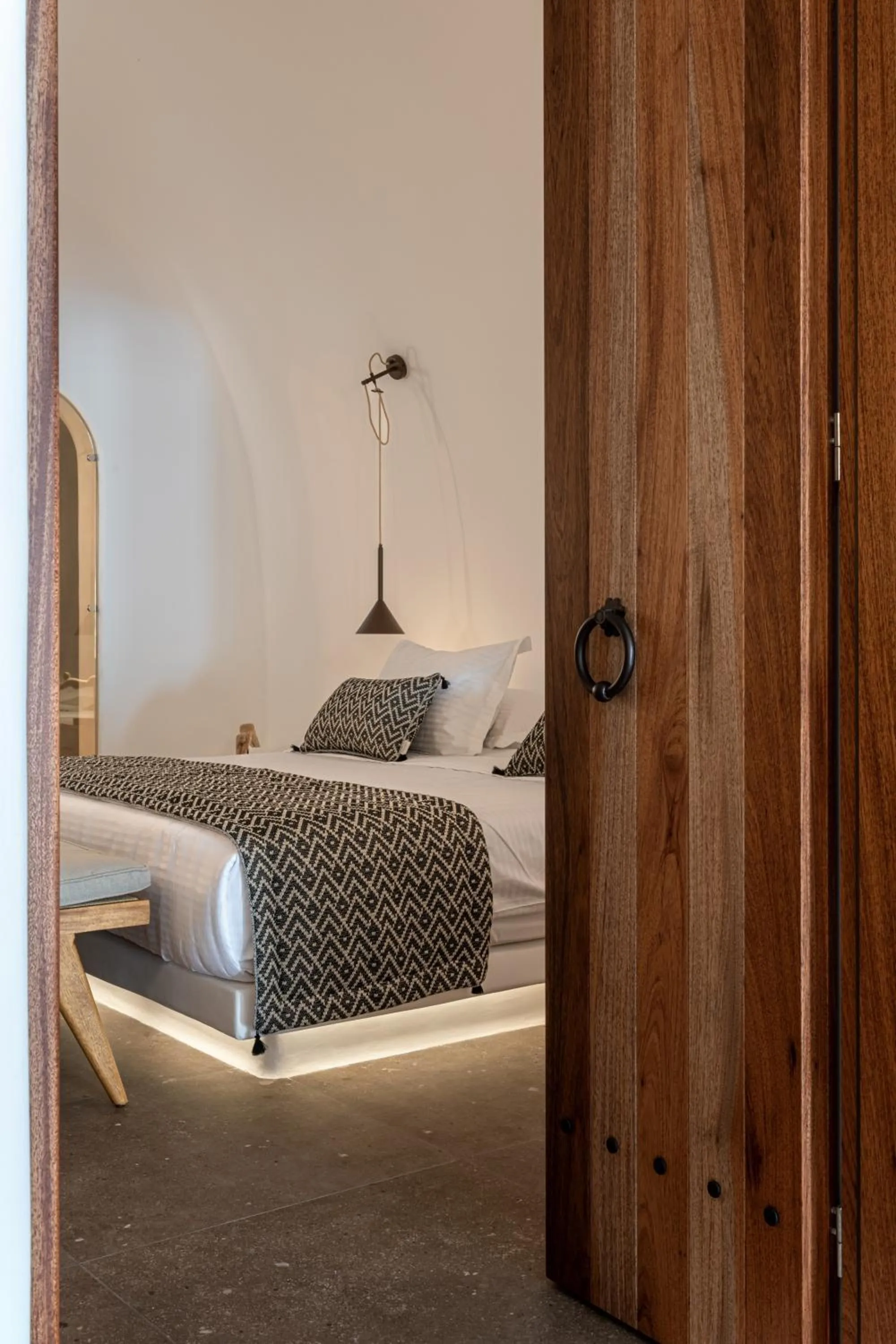 Bedroom, Bed in Victoria Caves