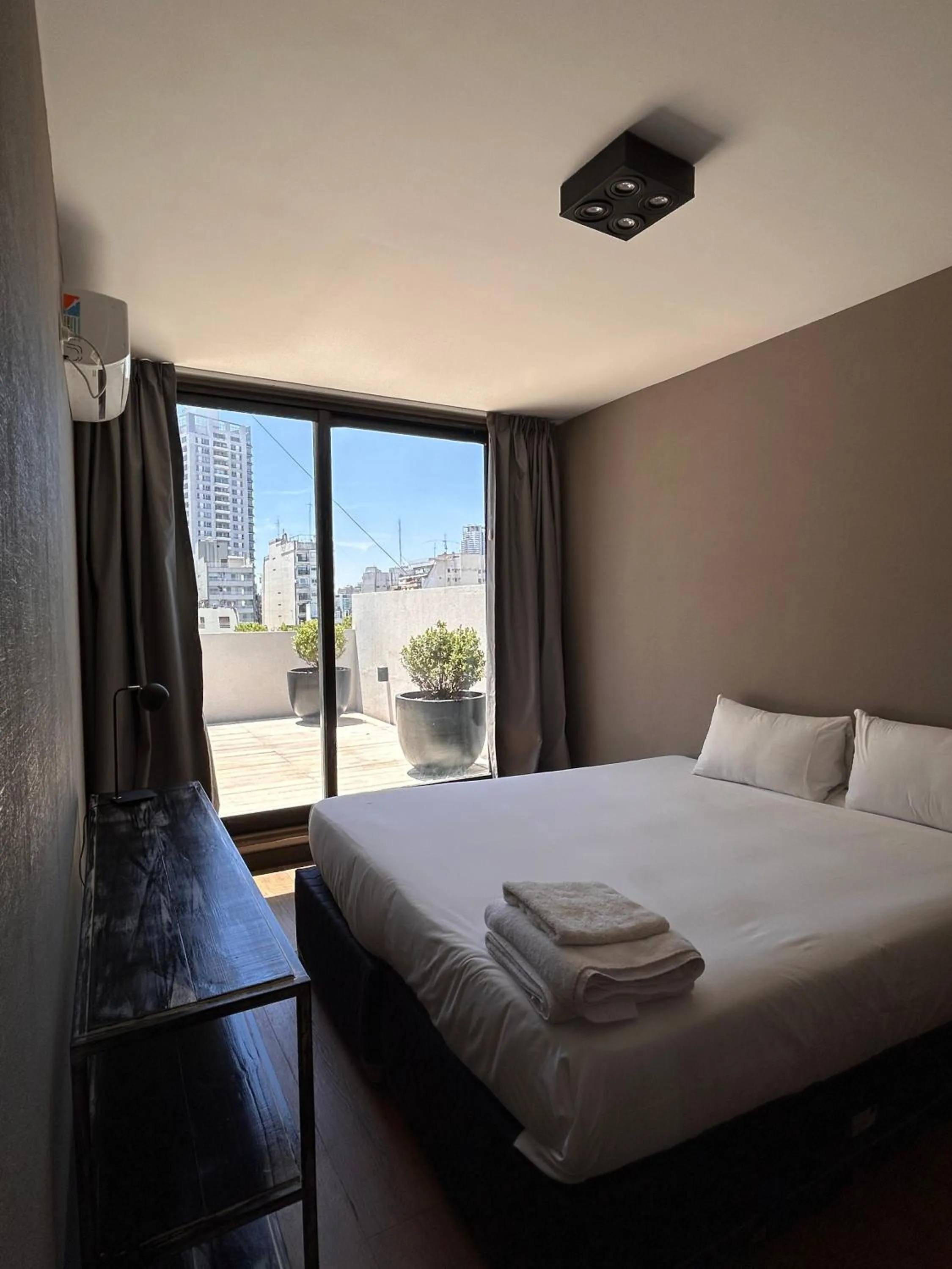 Bed in Live Soho Boutique Apartments Palermo Hollywood