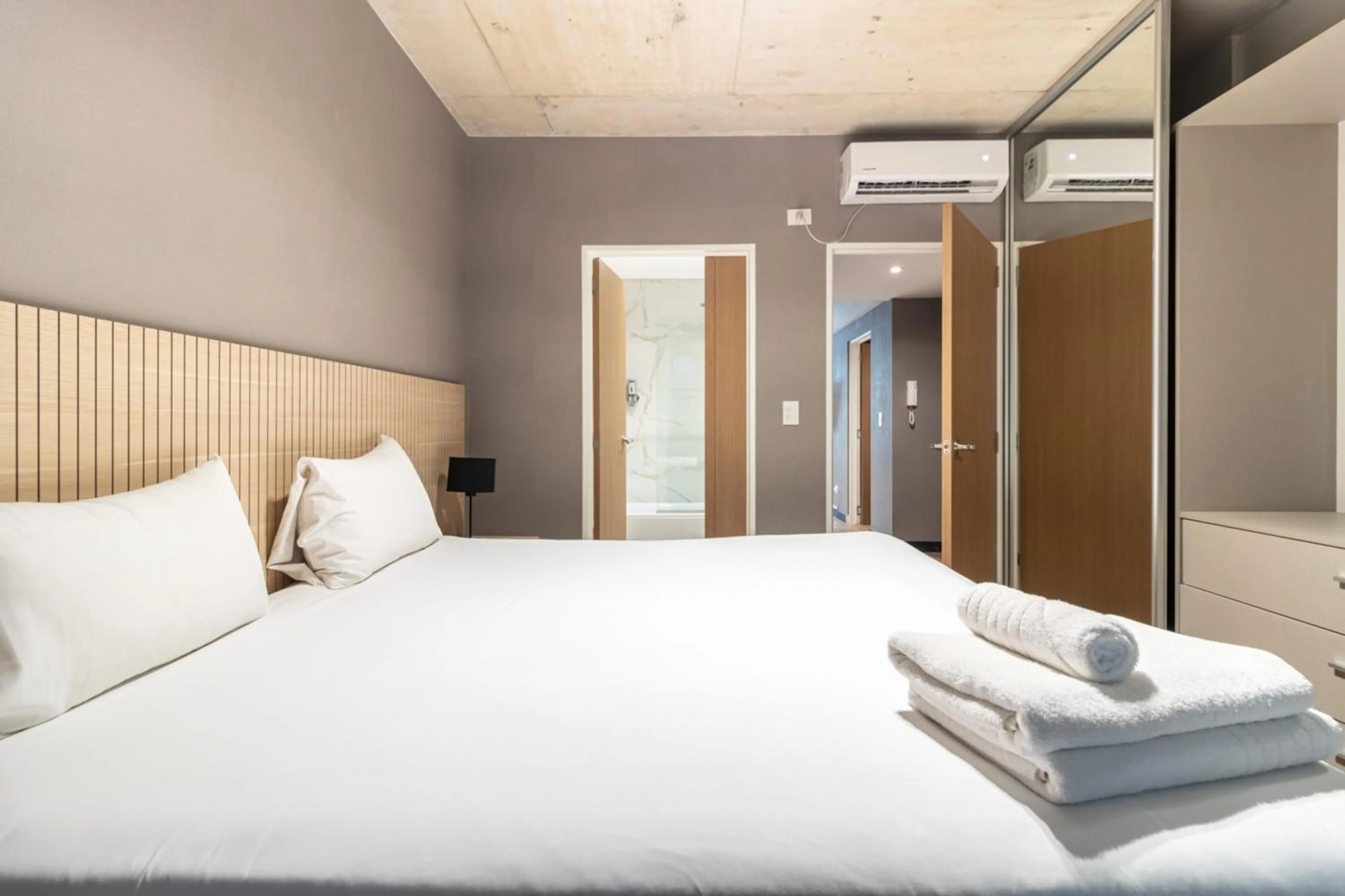 Bed in Live Soho Boutique Apartments Palermo Hollywood