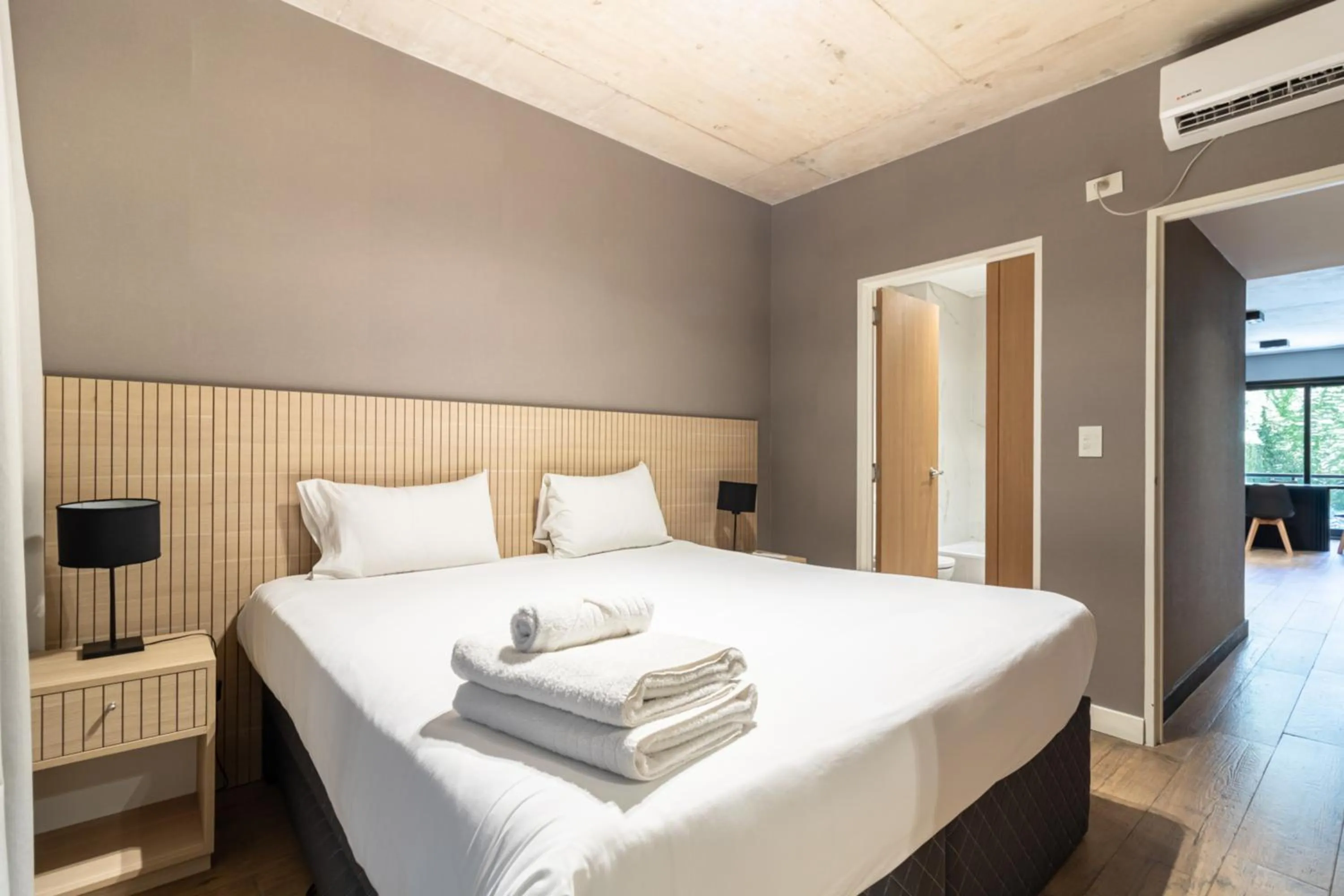 Bed in Live Soho Boutique Apartments Palermo Hollywood