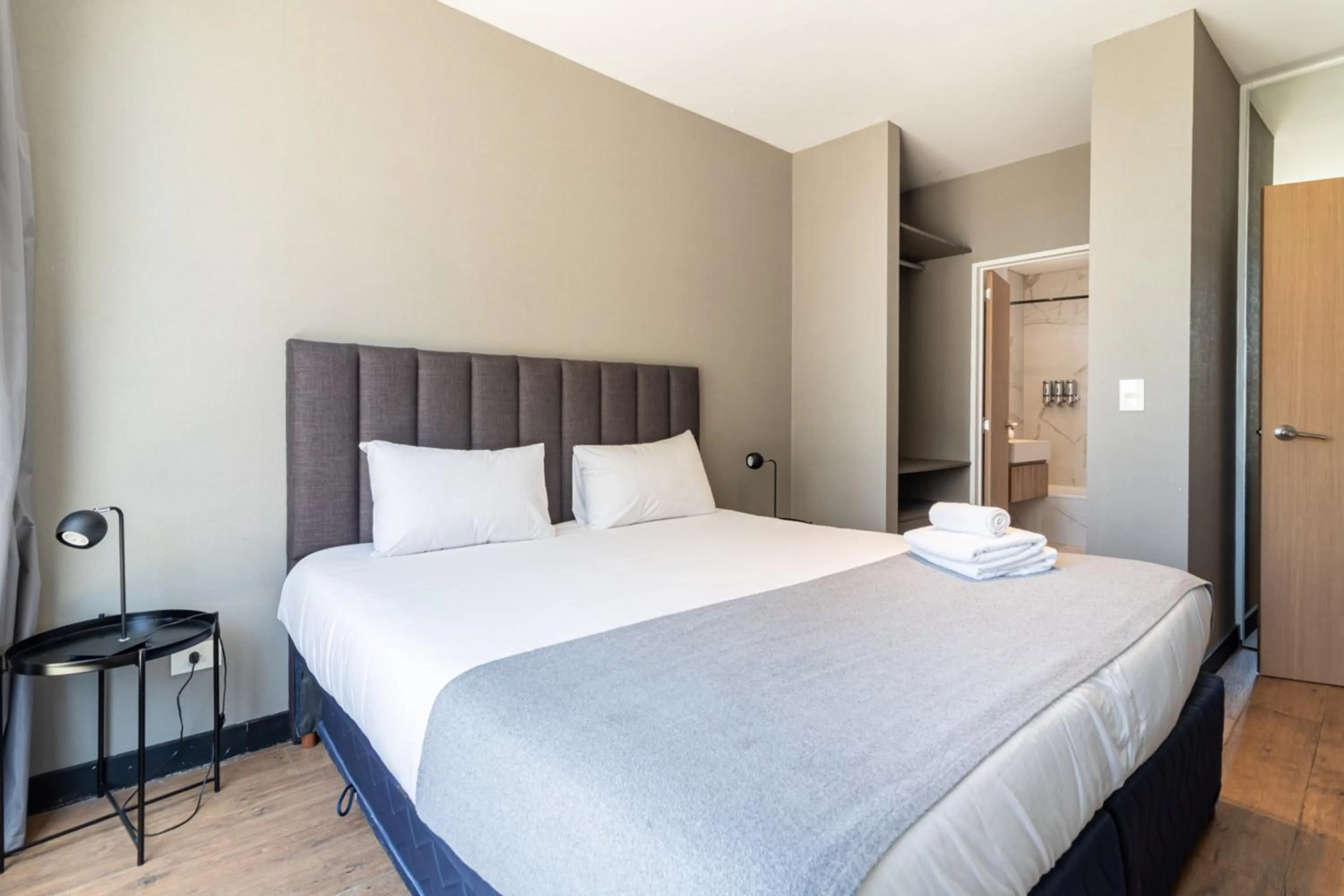 Bed in Live Soho Boutique Apartments Palermo Hollywood