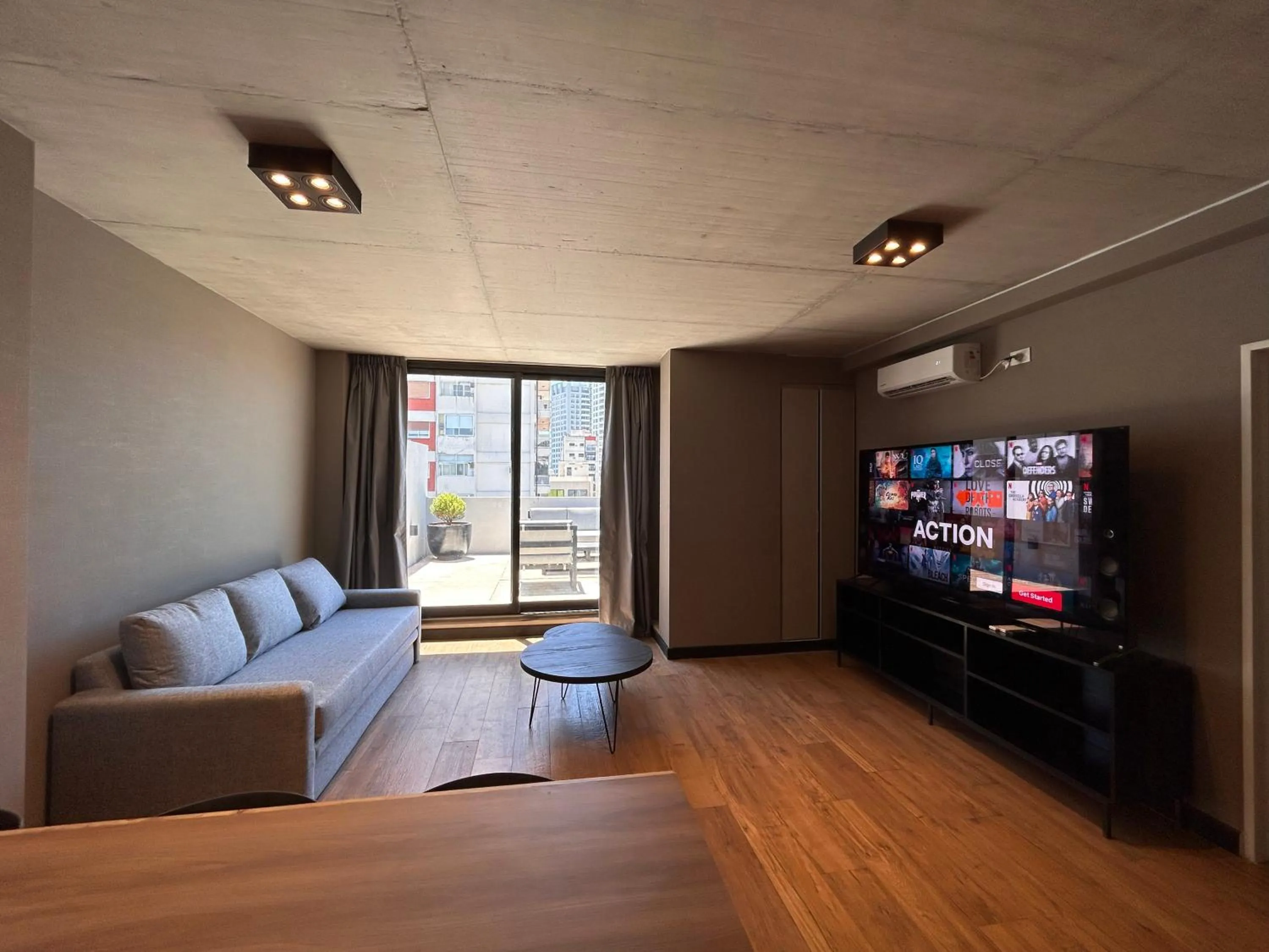 TV and multimedia in Live Soho Boutique Apartments Palermo Hollywood