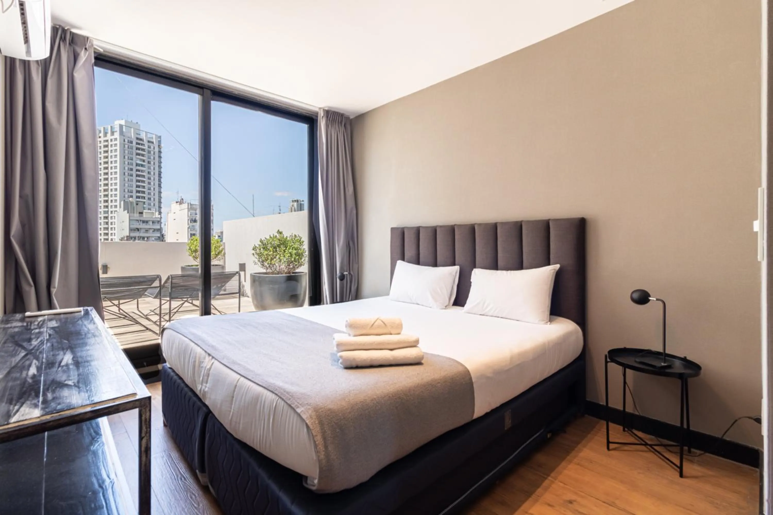 Bed in Live Soho Boutique Apartments Palermo Hollywood