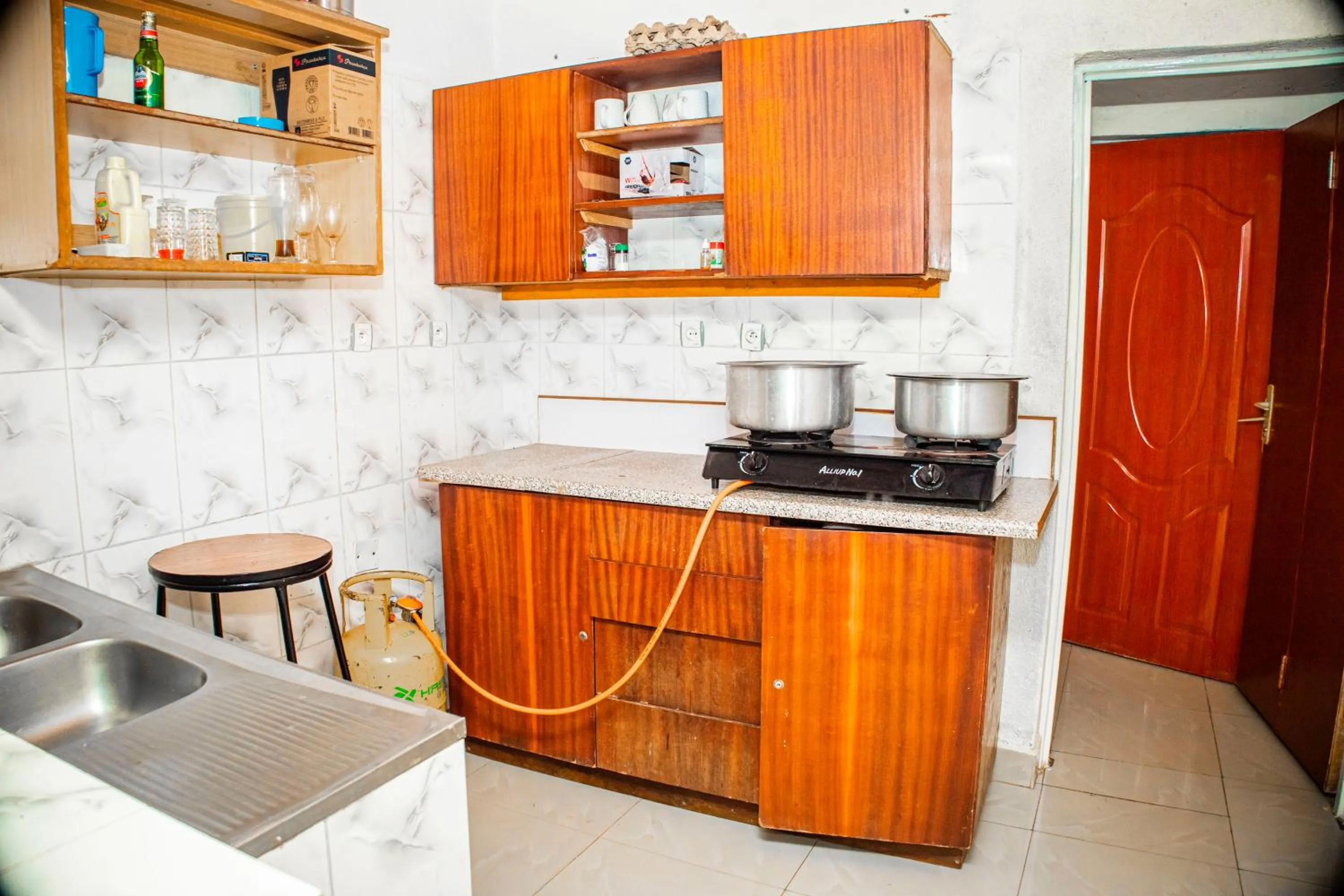 BEST INN MOTEL by SIFRA RWANDA