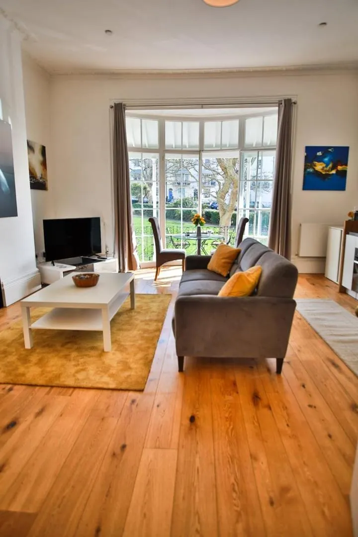 Living room in 41b Wellington Suites