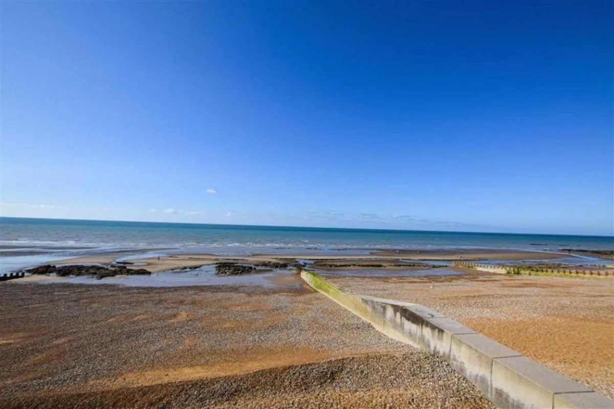 Beach in 41b Wellington Suites