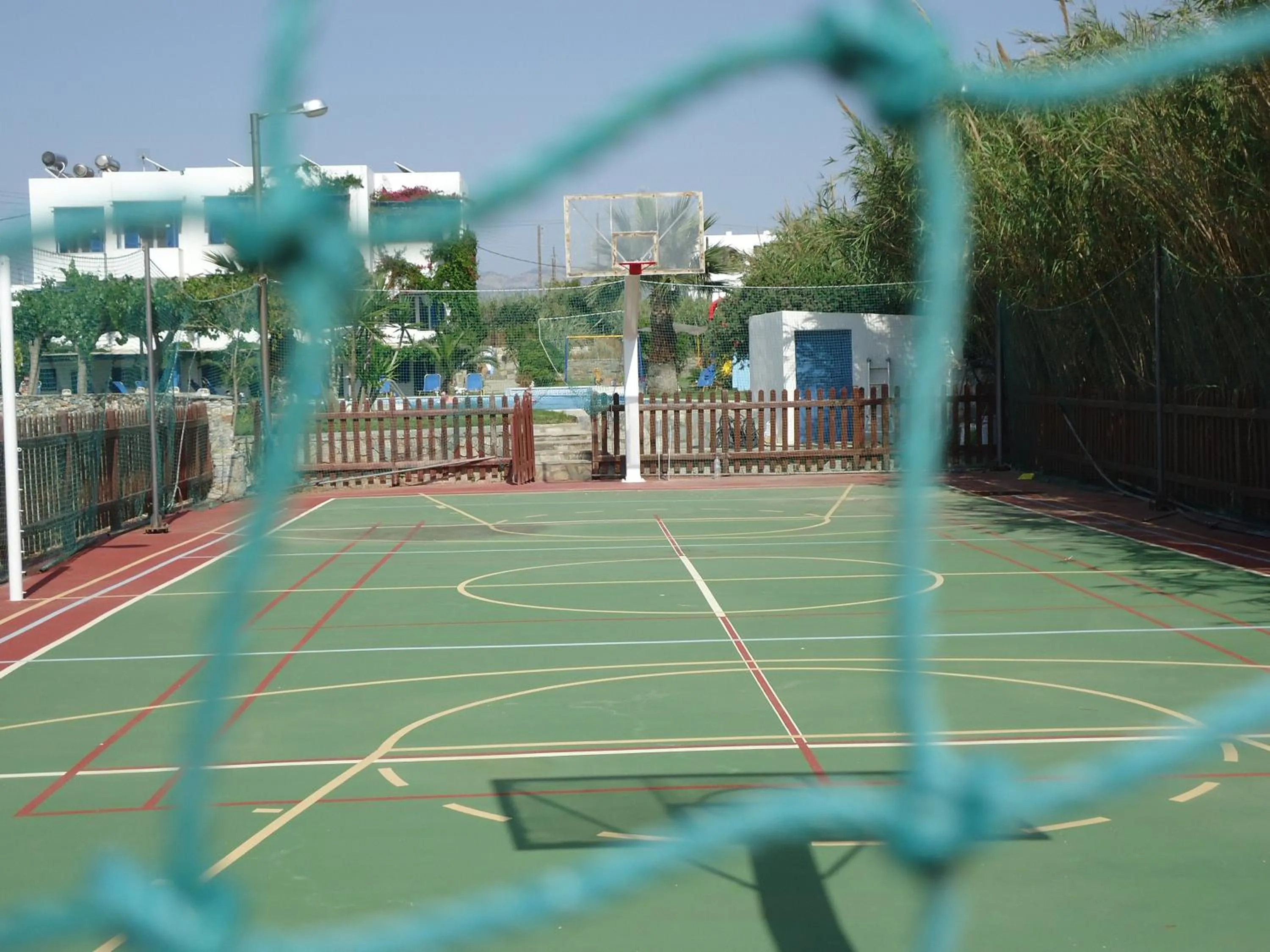 Tennis court in Colosseo Star