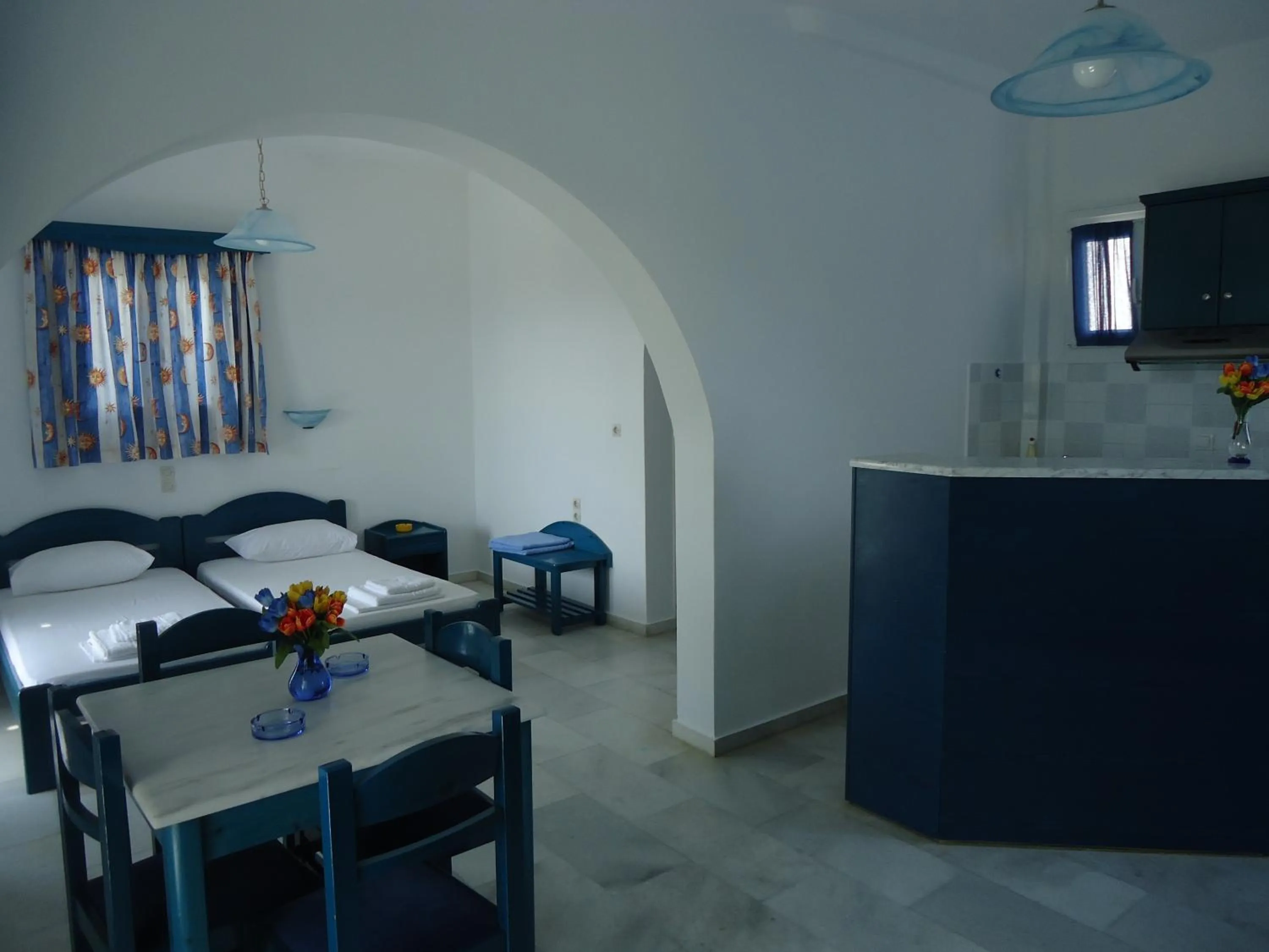 Kitchen or kitchenette, Bed in Colosseo Star