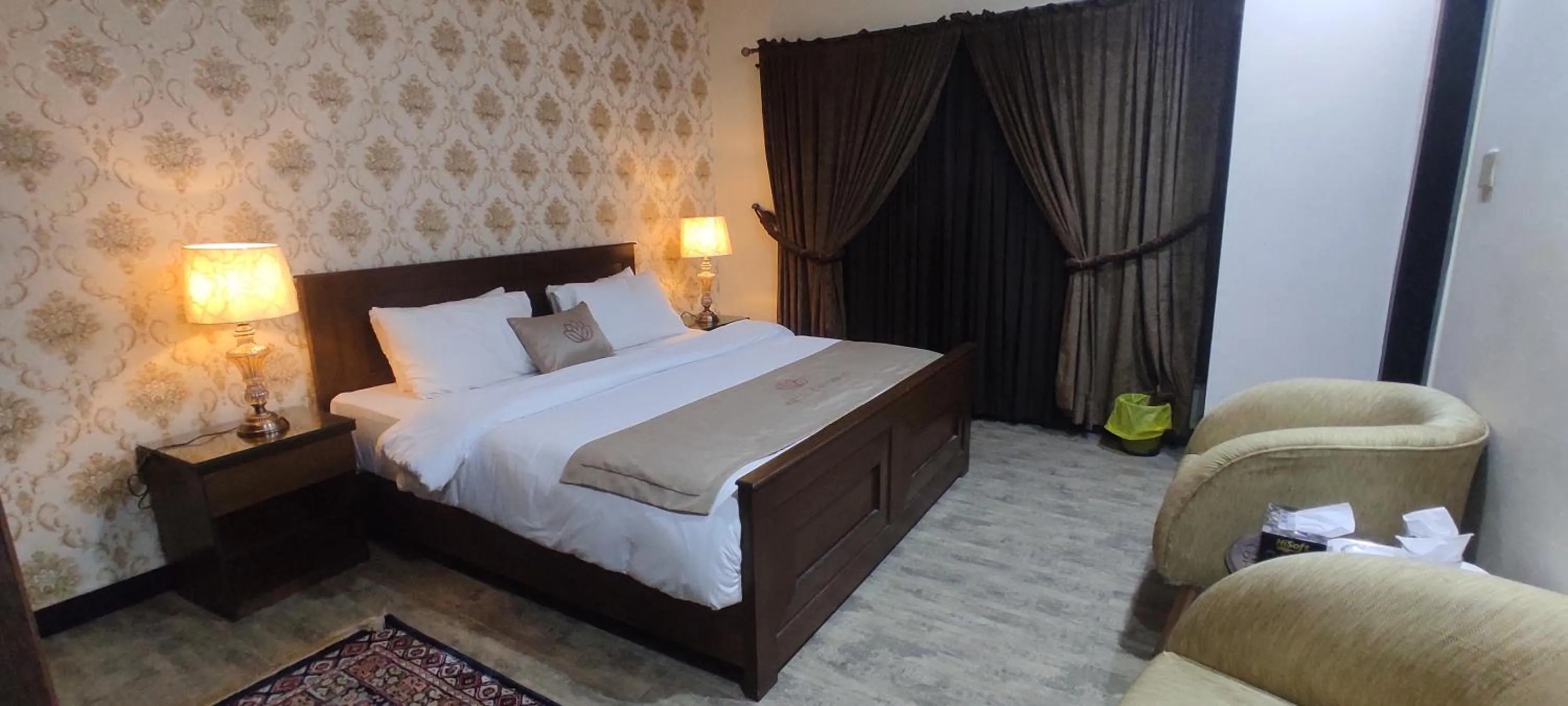 Bed in Hotel Daffodils