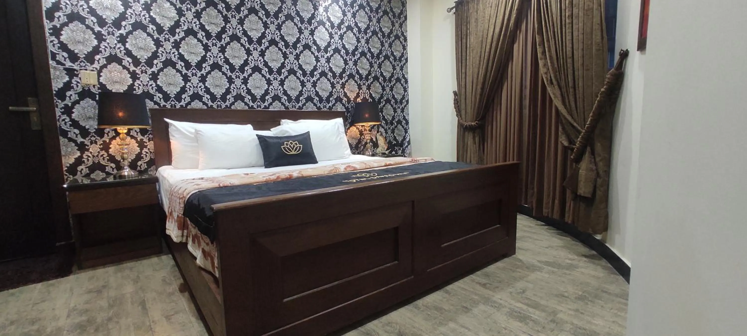 Bed in Hotel Daffodils