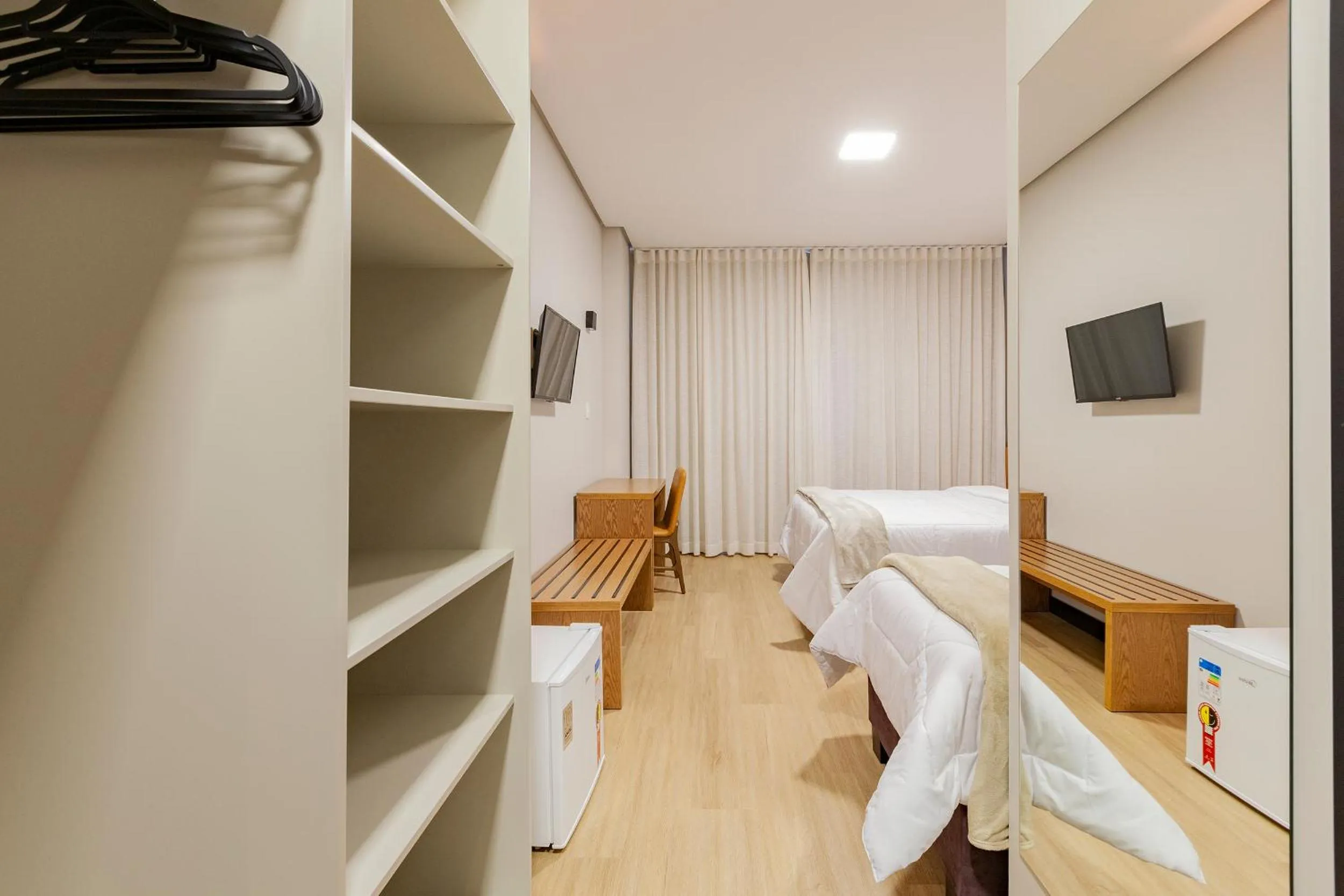 Bedroom, Bed in Tri Hotel Antônio Prado