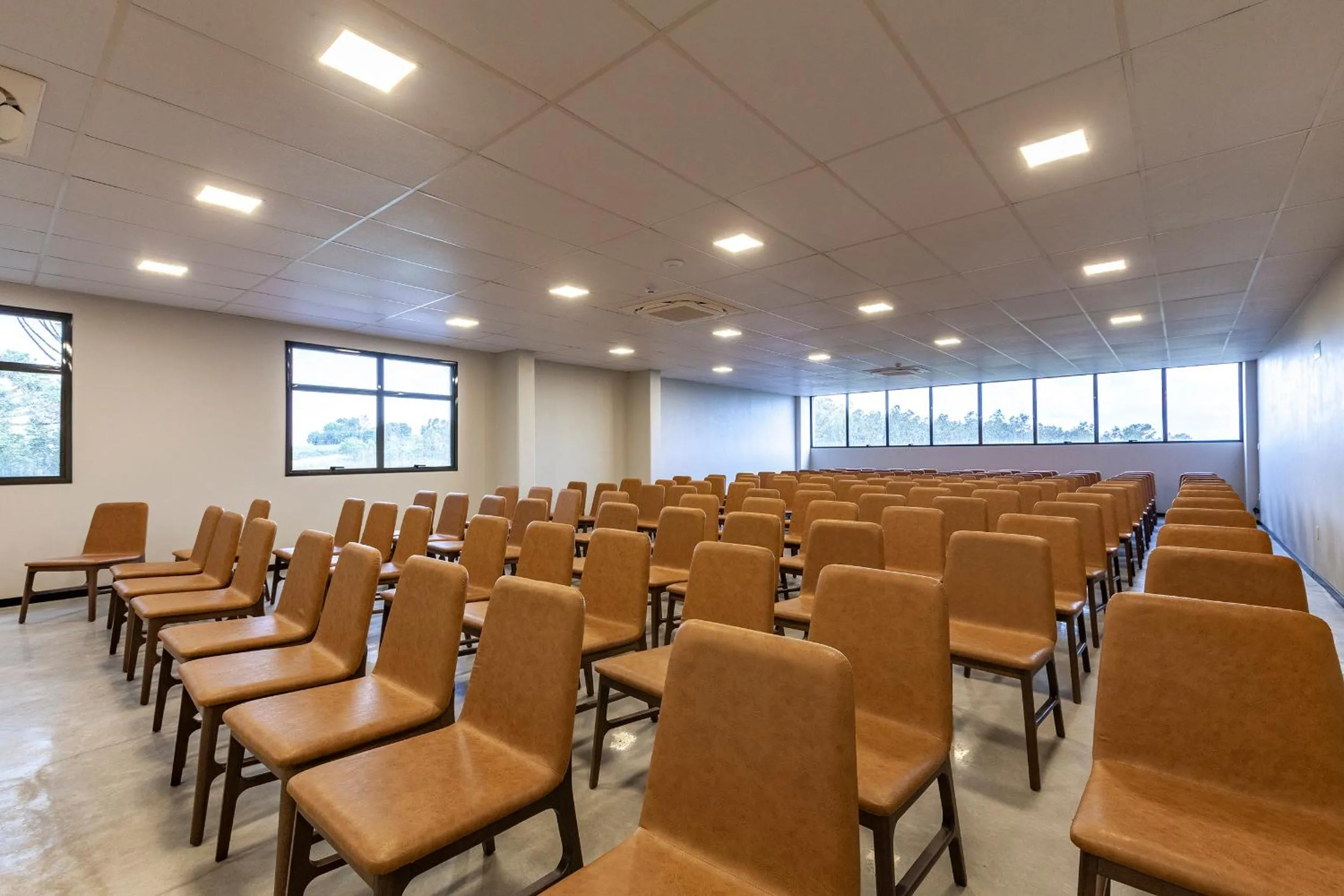 Meeting/conference room in Tri Hotel Antônio Prado