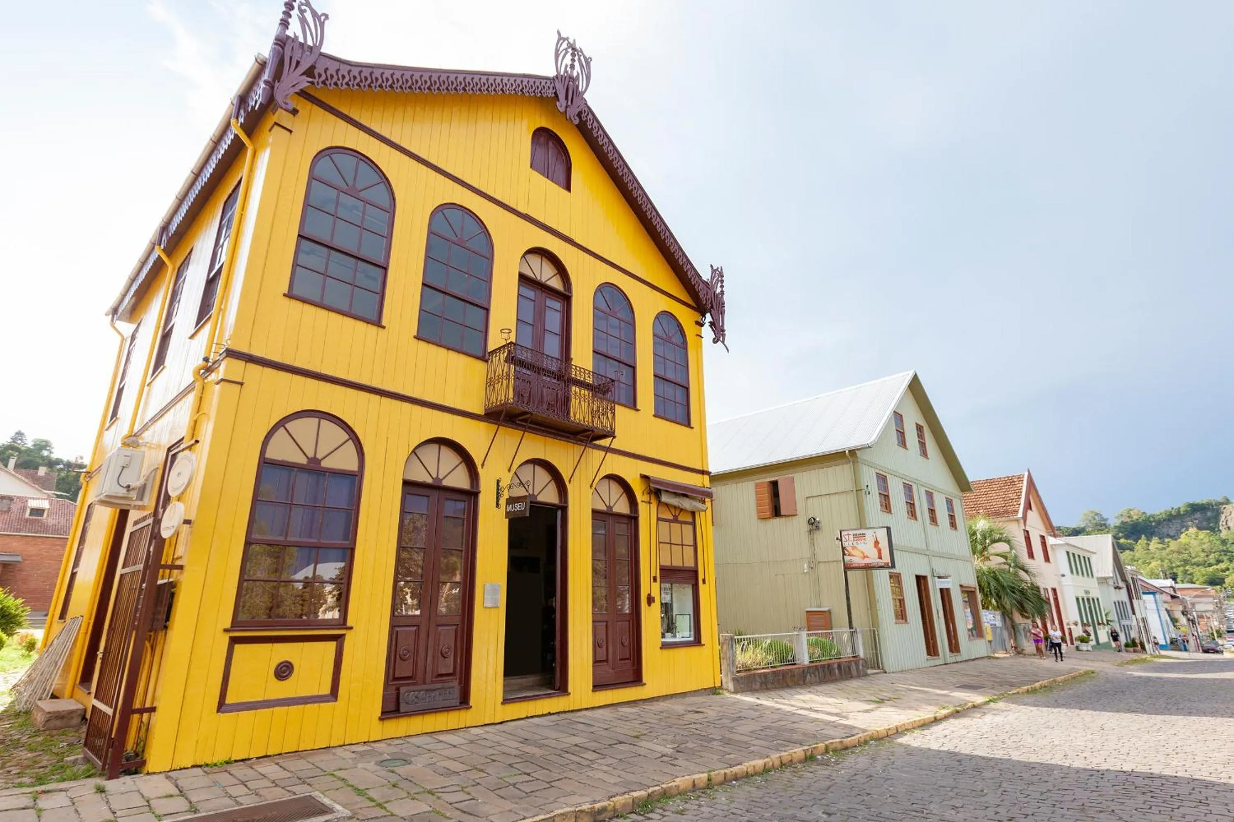 Seasons in Tri Hotel Antônio Prado