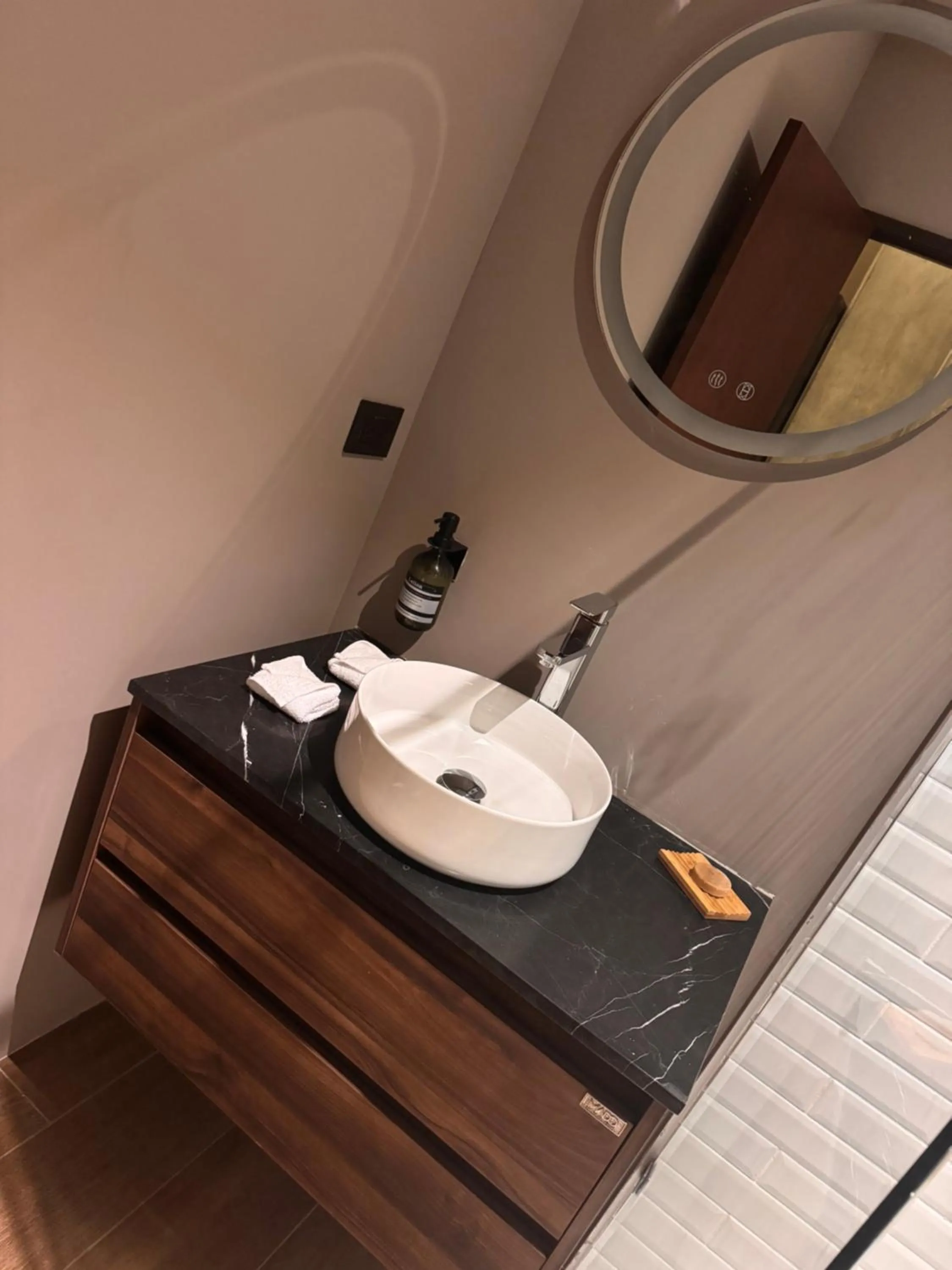 Bathroom in AMAE21 Lofts