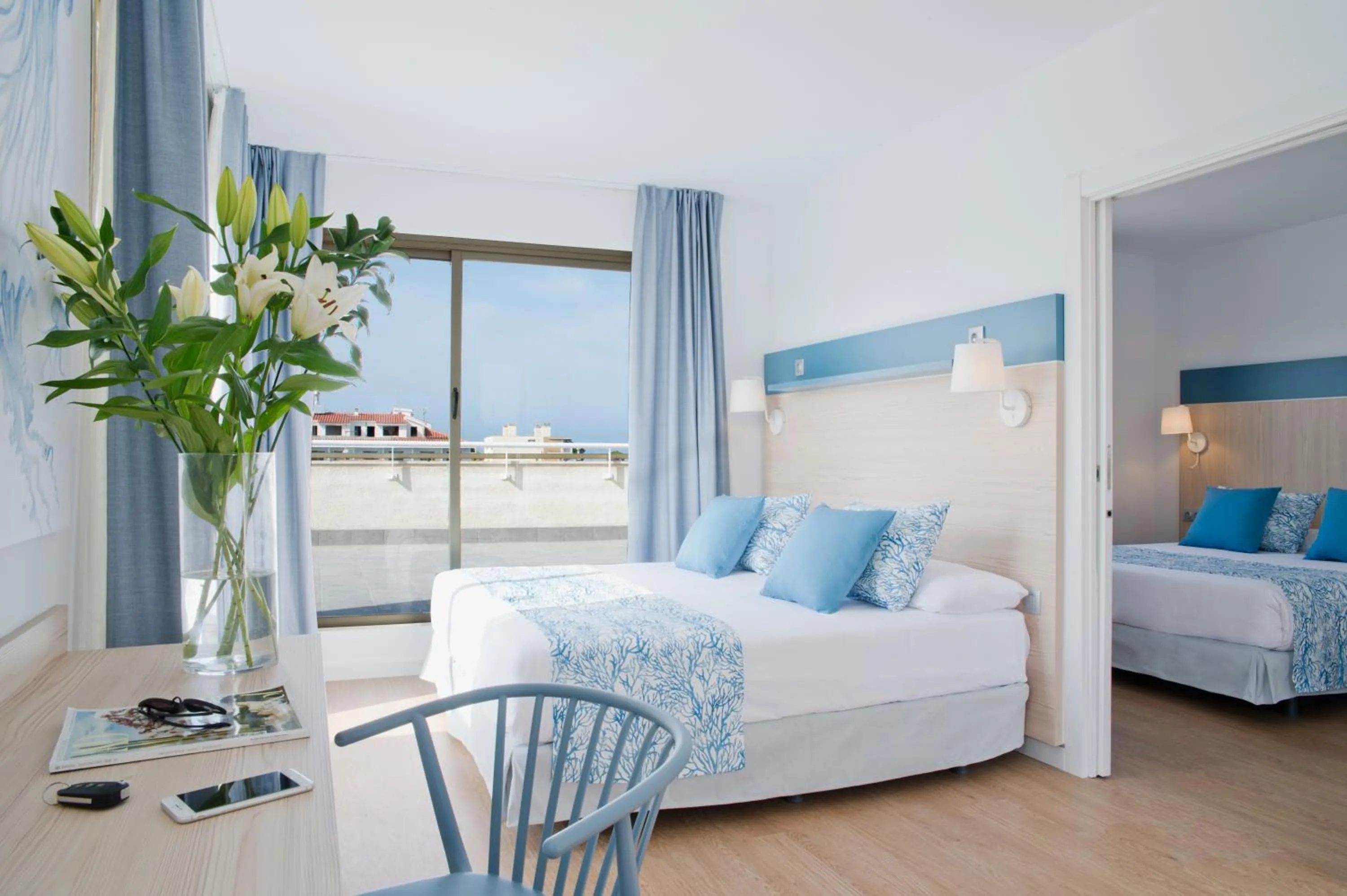 Bedroom, Bed in Hotel Salou Beach Family Rentalmar
