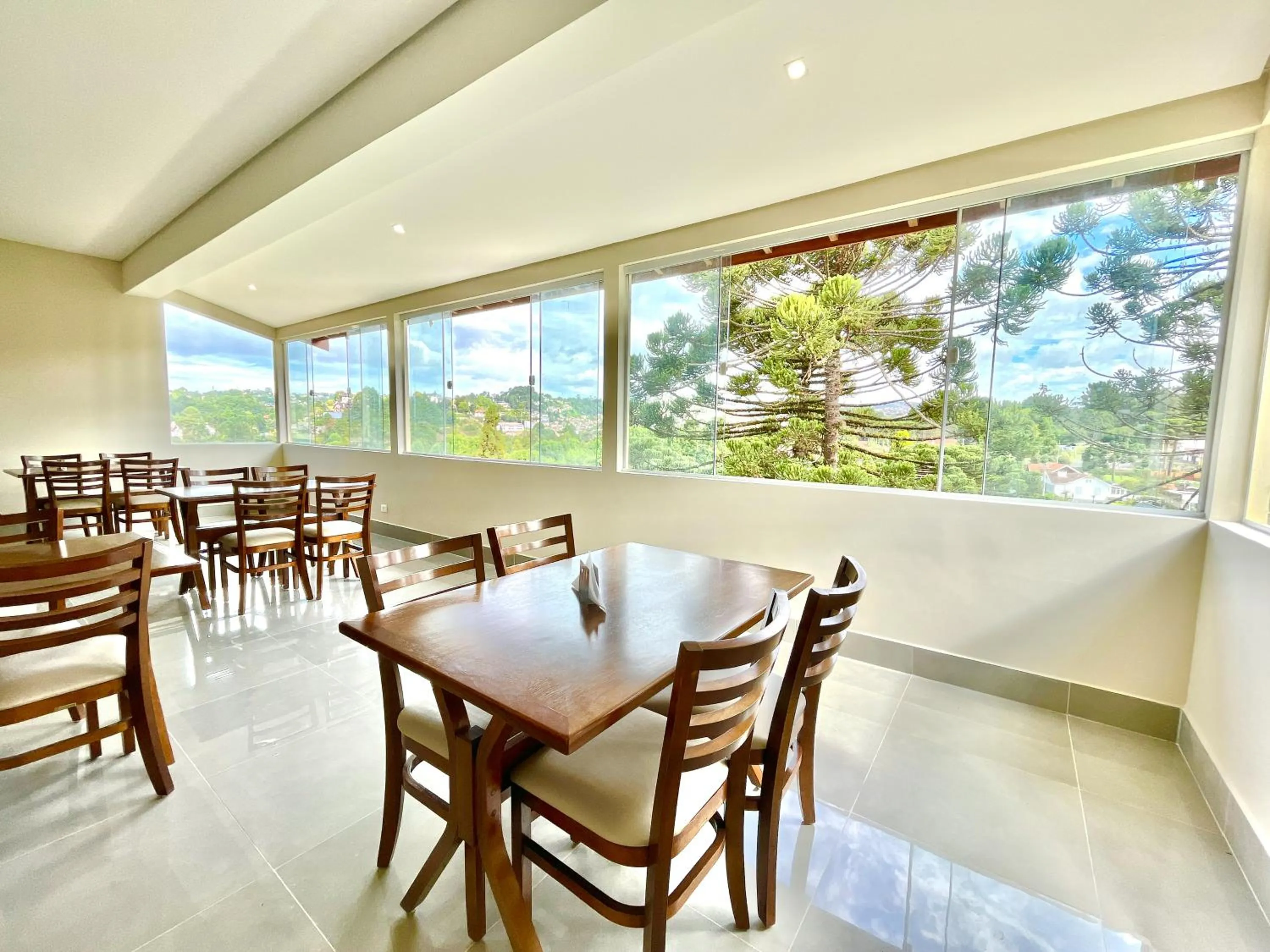 Restaurant/places to eat in Pousadinha Campos