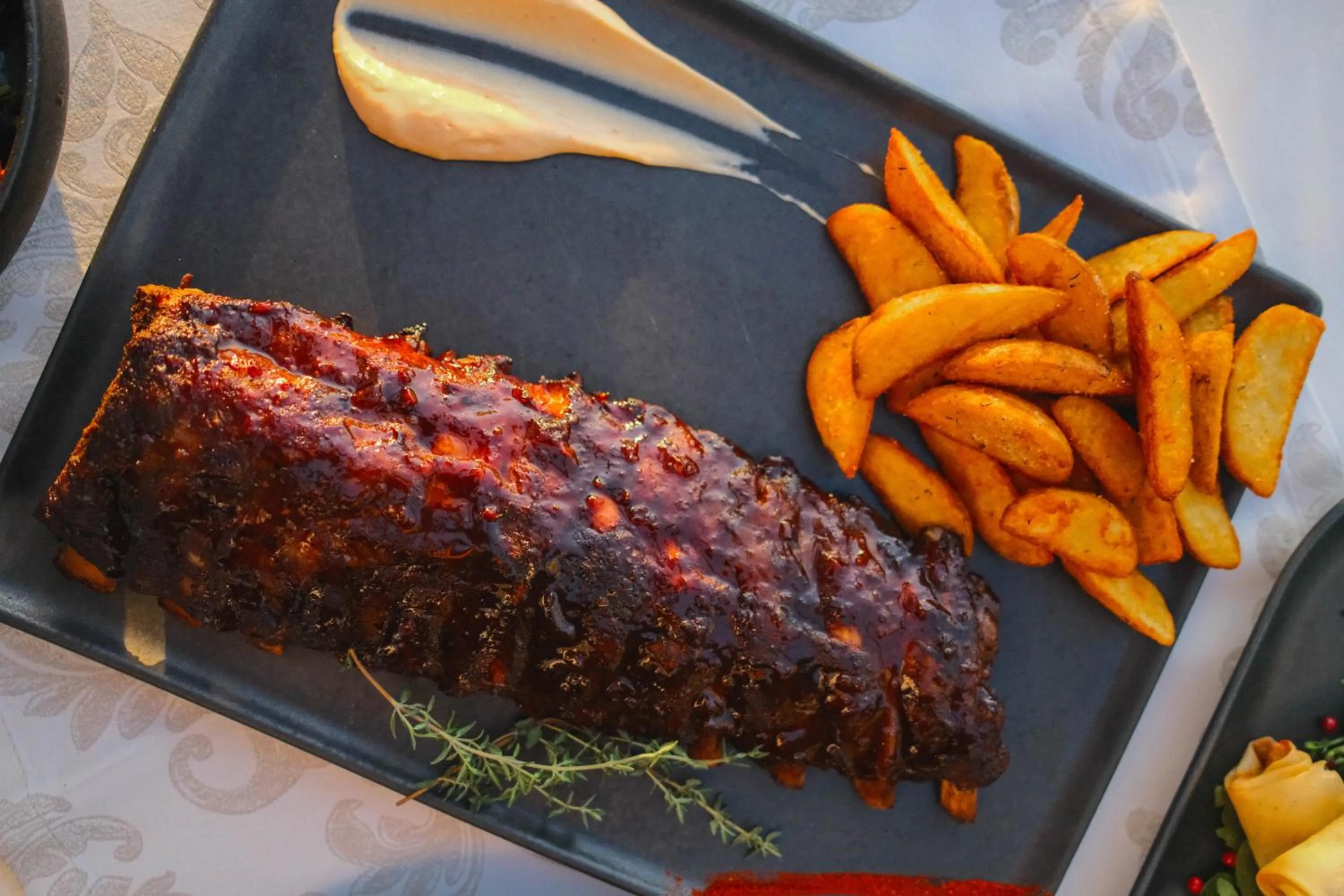 Restaurant/places to eat in Alexis Hotel