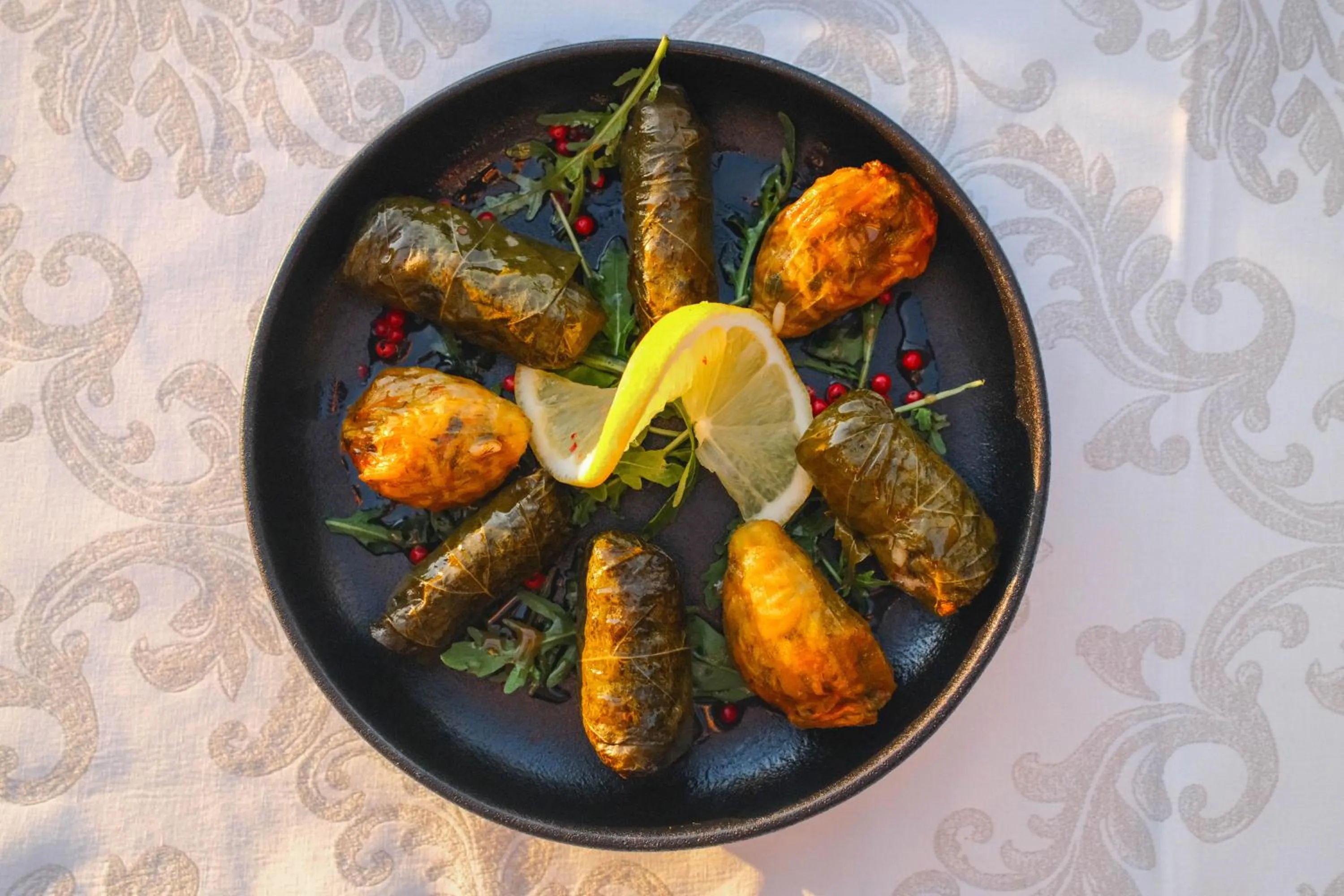 Restaurant/places to eat in Alexis Hotel