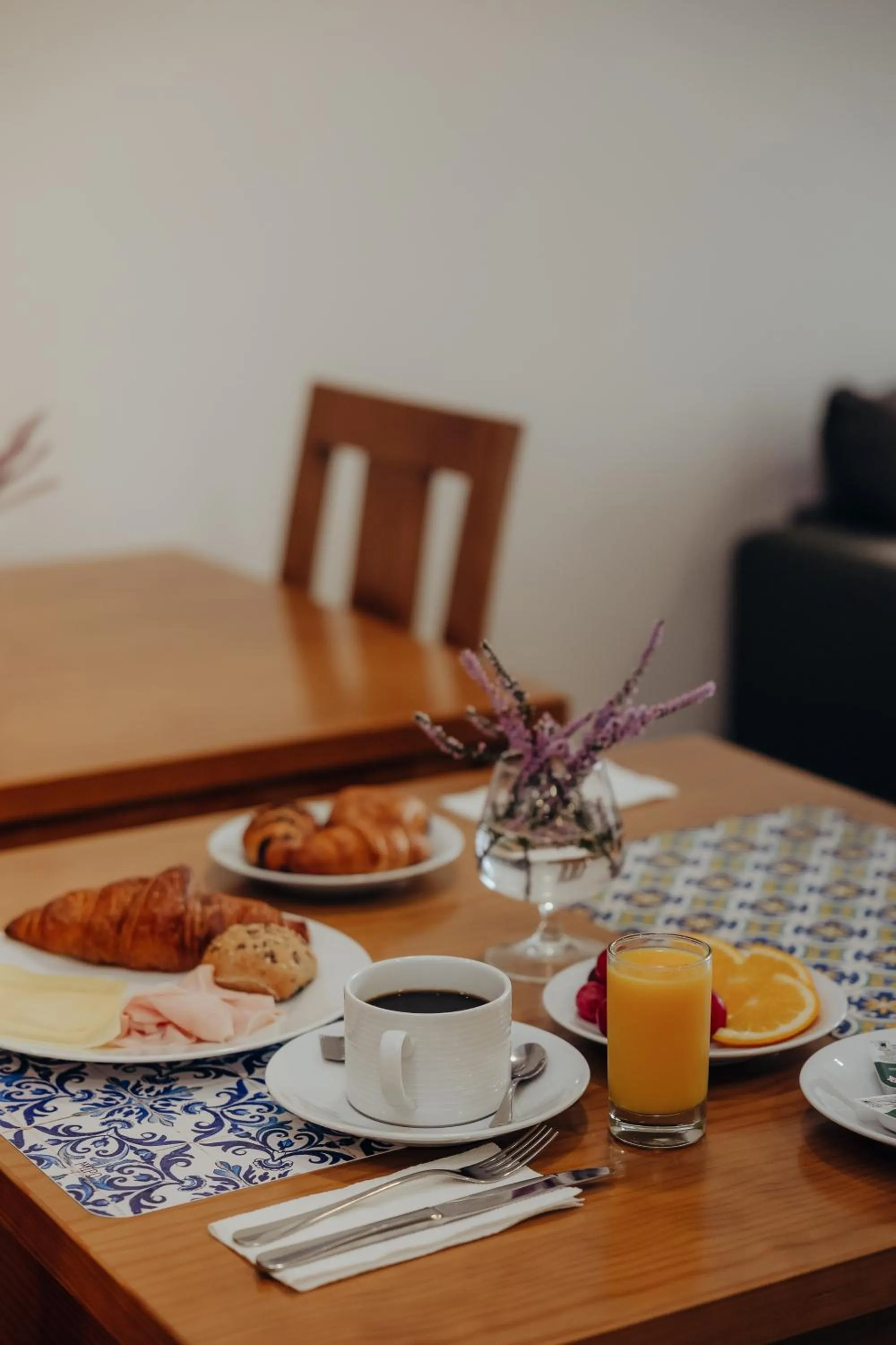 Breakfast in Alojamento Jasmine