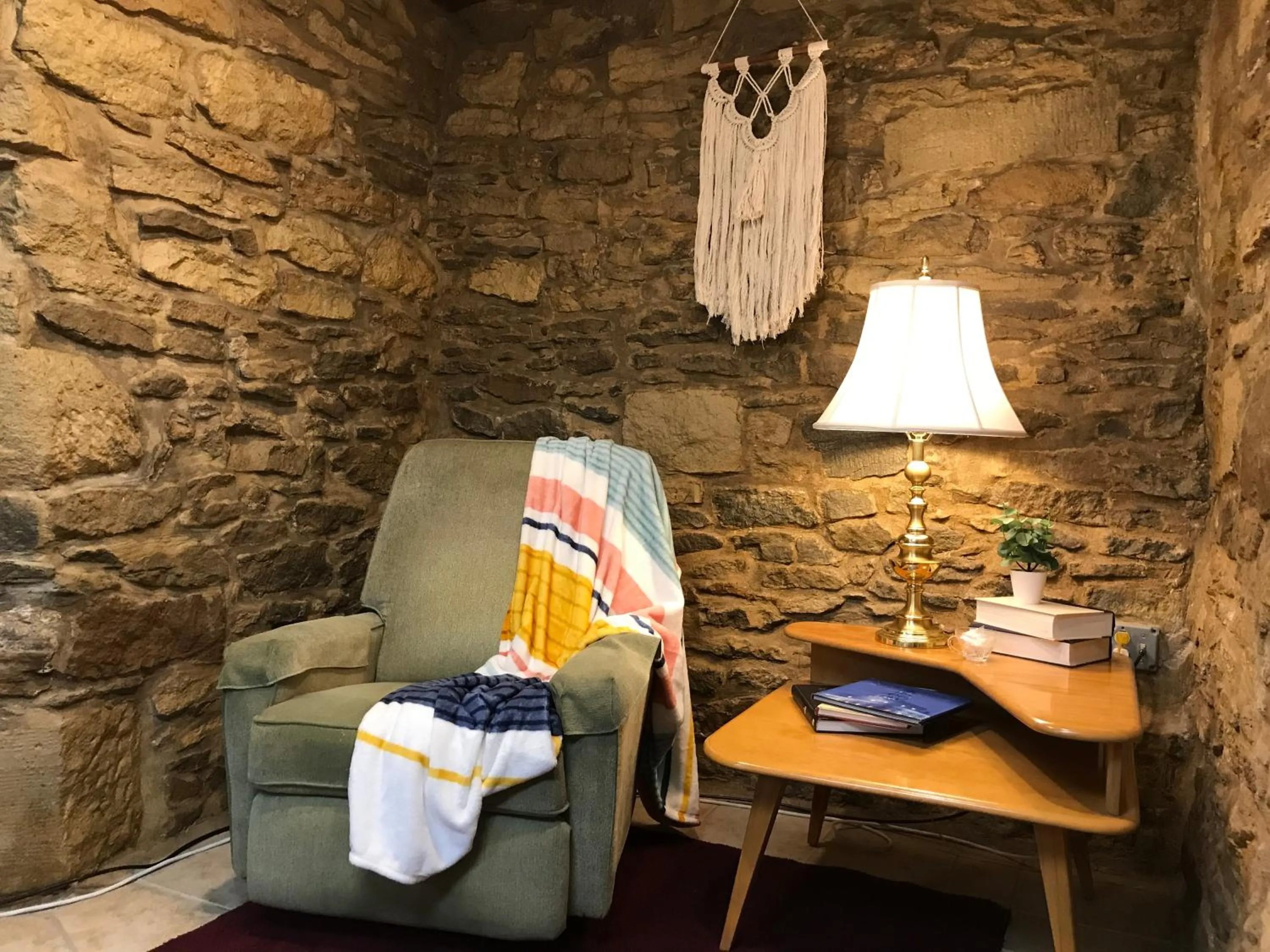 Living room in The Nauvoo Grand Bed & Breakfast