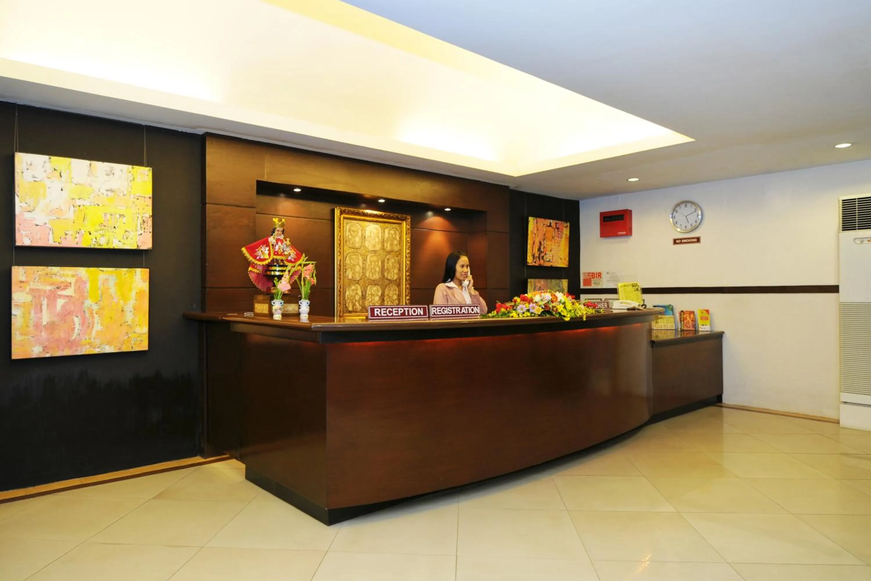 Sampaguita Suites JRG