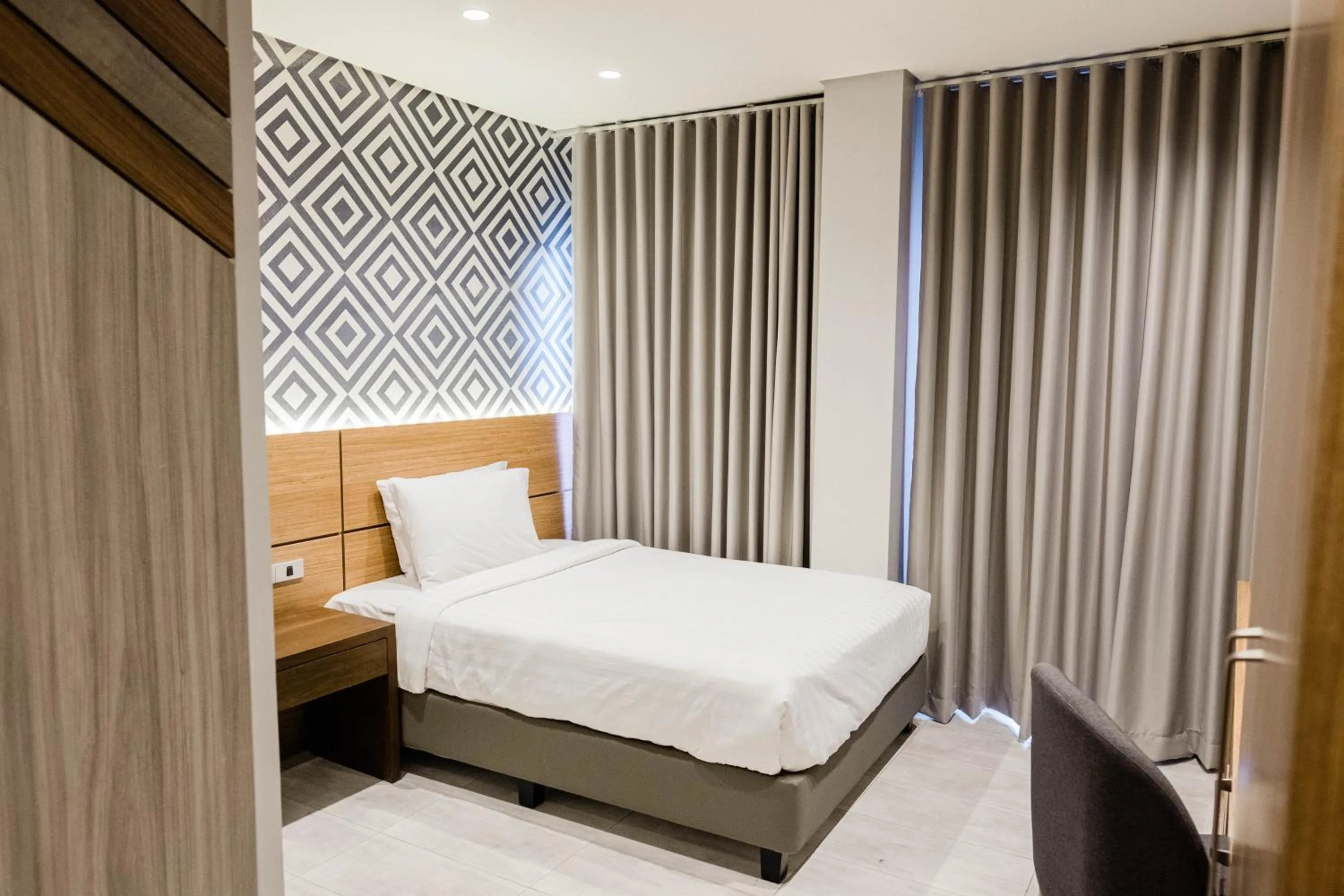 Bedroom, Bed in The Manaoag Hotel