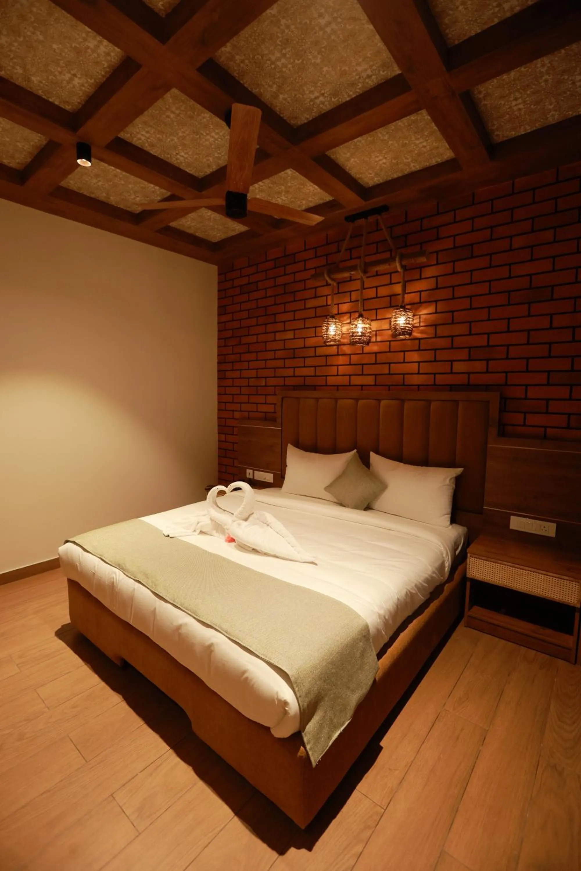 Bed in CMK HABITAT CENTRE