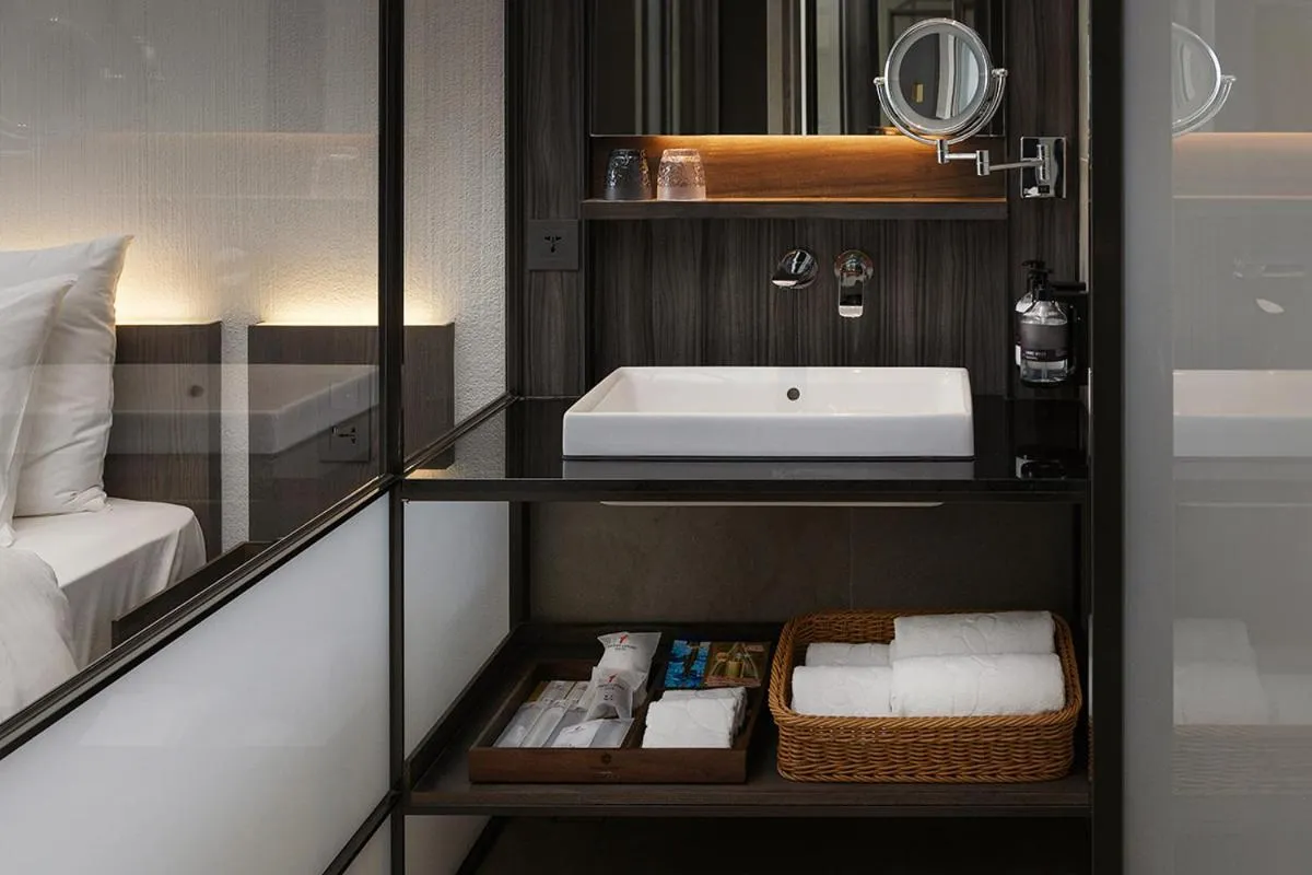 Toilet, Bed in Orient Luxury Hotel-Jiaoxi