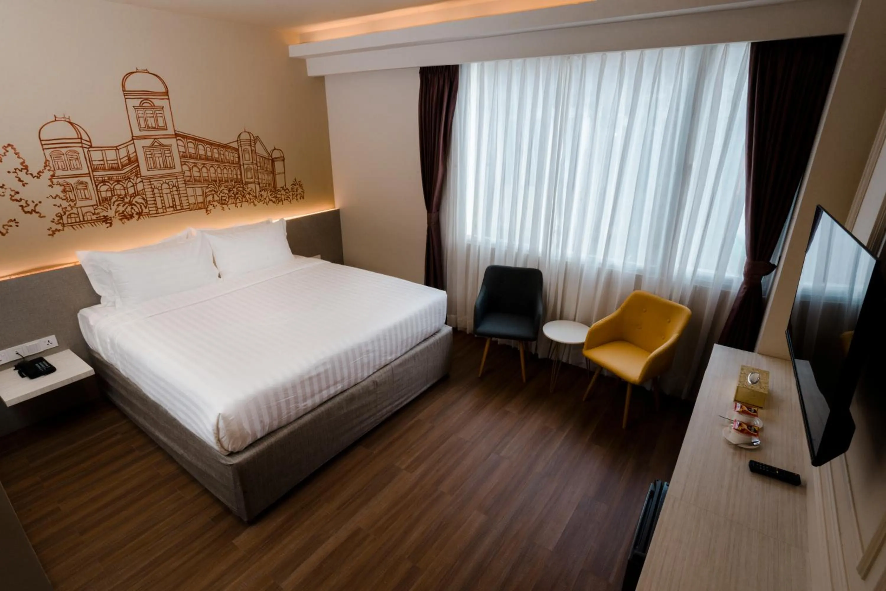 Bed in The Rangoon Hotel