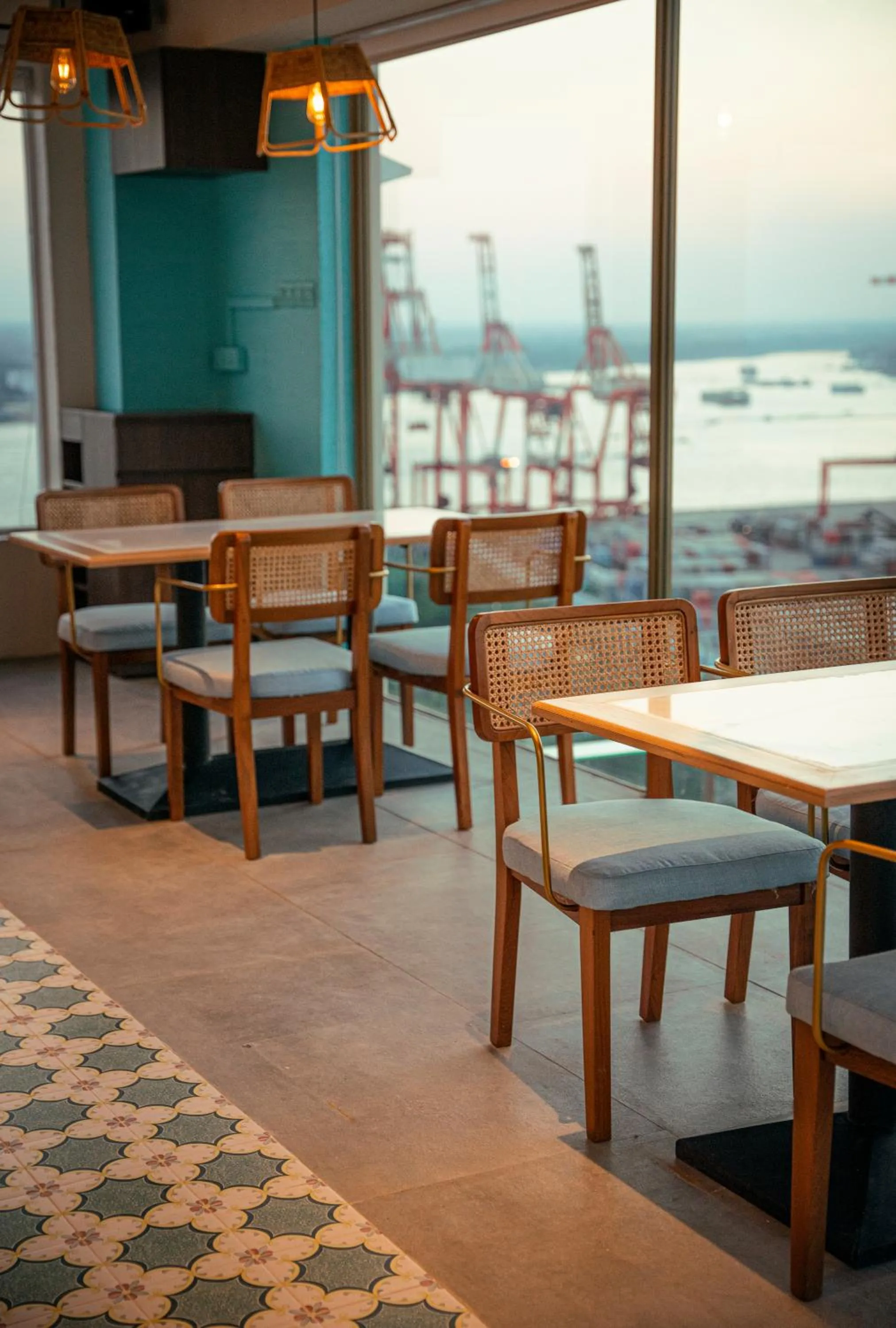 Lounge or bar in The Rangoon Hotel