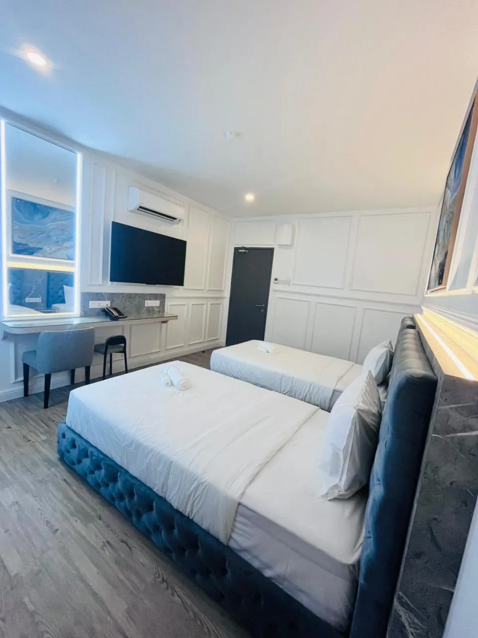 Bed in Frazel Heritage Hotel