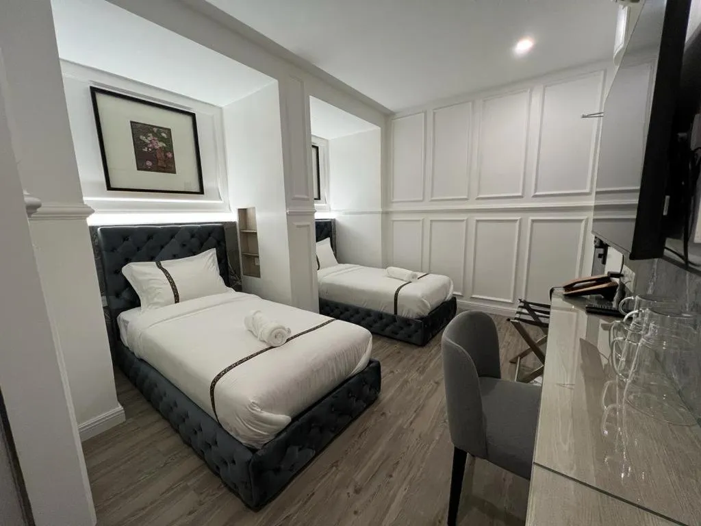 Bedroom, Bed in Frazel Heritage Hotel