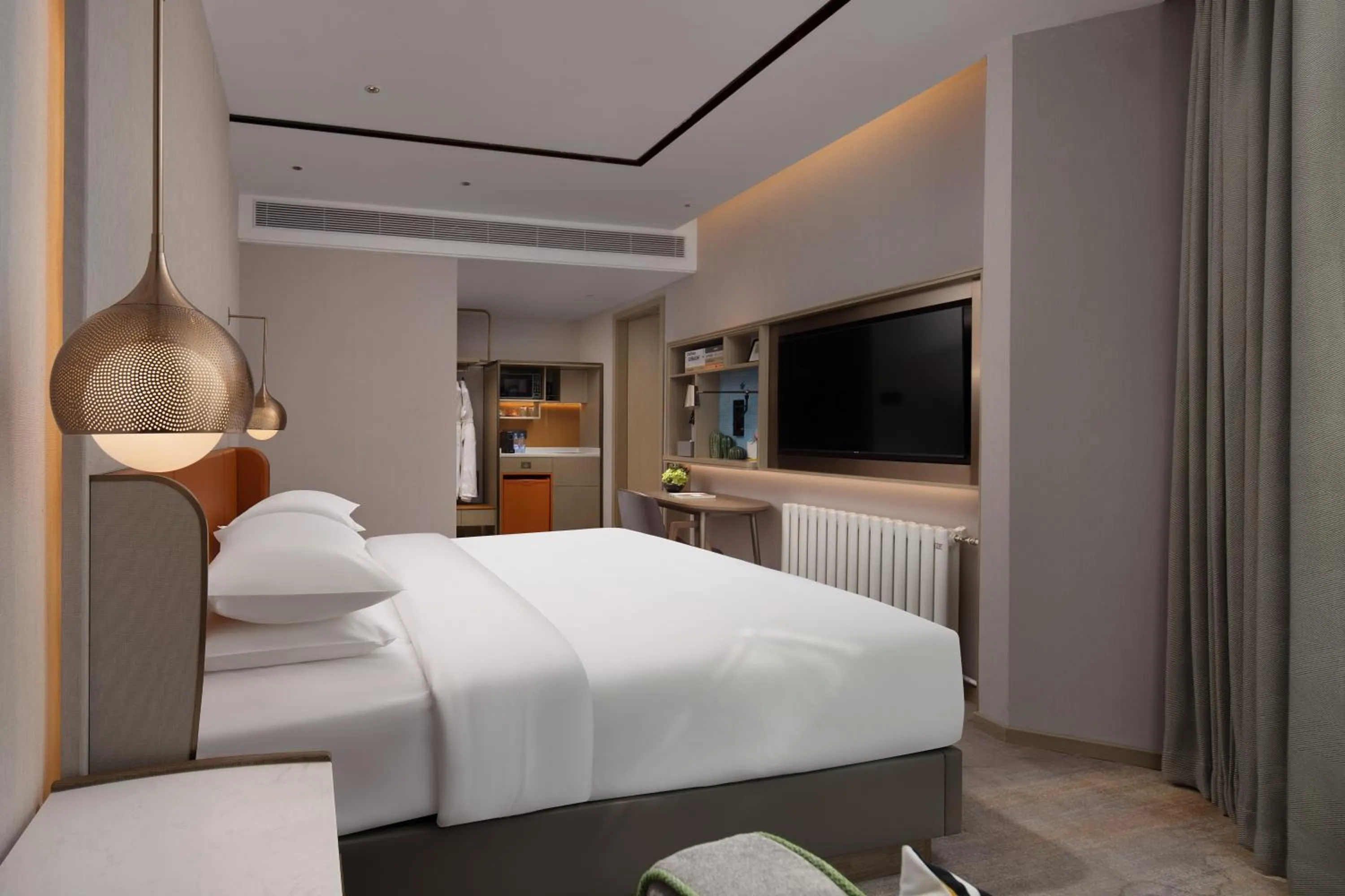 Photo of the whole room, Bed in Home2 Suites By Hilton Wuhan Hankou Railway Station